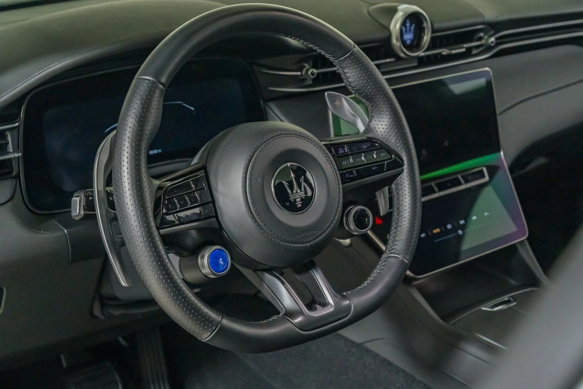 mph018_2664213329_df092e55bcc644328736618d76178c05_5934aee498