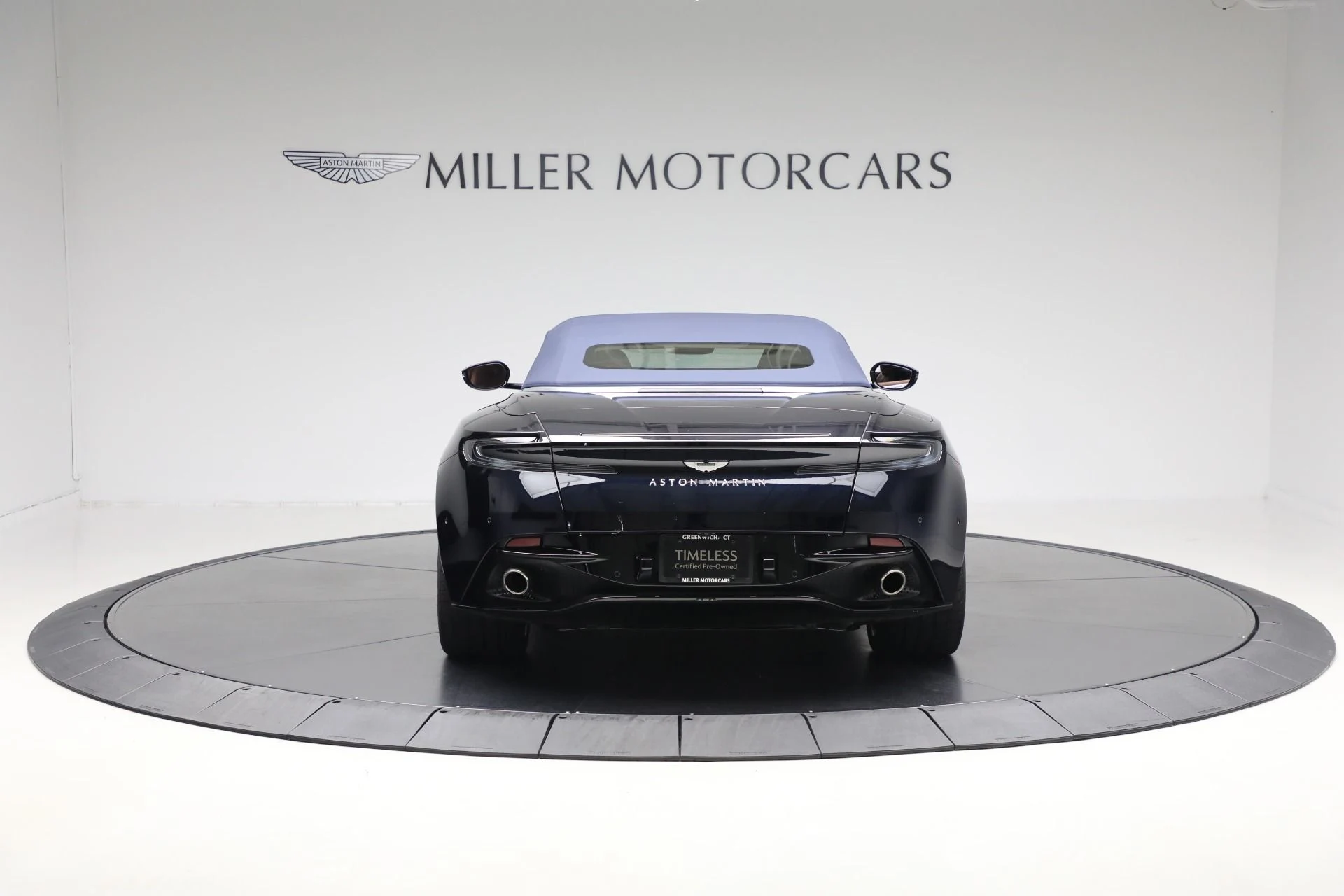 mph018_2667811262_Used_2022_Aston_Martin_DB_11_Volante_3e03d596fc