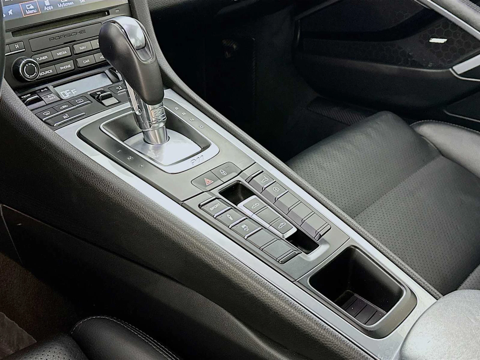 mph018_266962406_580e75a16bd64ad6e333d518a8804883_e3cdad5fcb