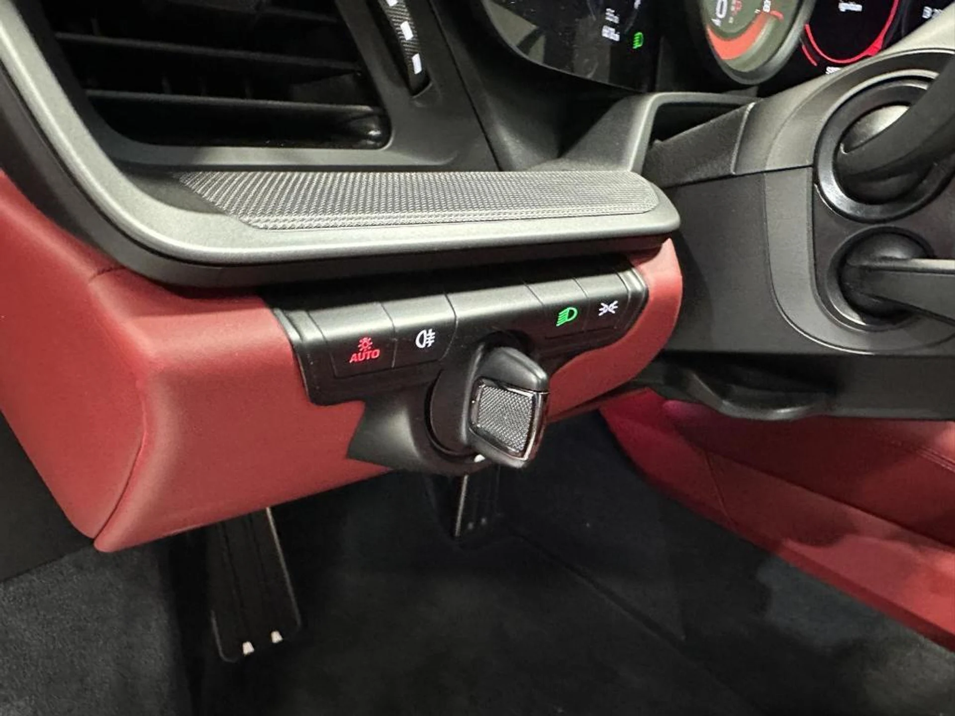 mph018_2671692297_u_y_Lm9_W4_VP_Do_B0_Ap_Qi3_Ge6_A0_KWA_8448b580ed