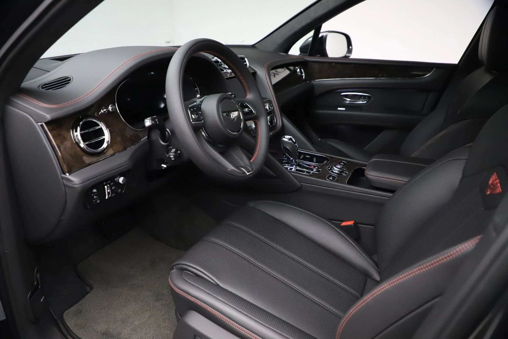 mph018_2681363295_Used_2021_Bentley_Bentayga_V8_1610148203_086d35d22c