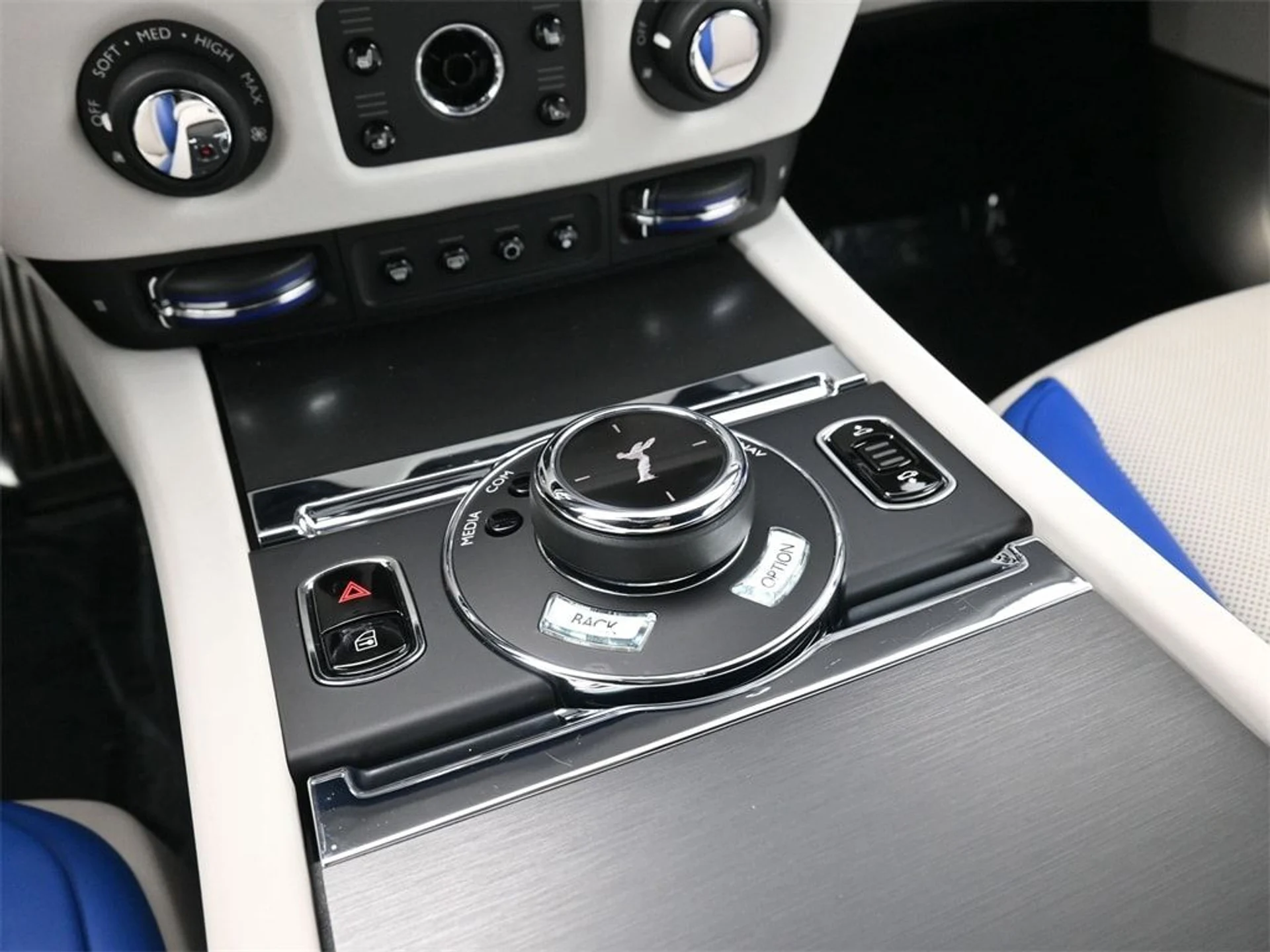 mph018_2682955823_3022cfea1226b1d9c8a4c902692aa8e5x_47ff7525bc