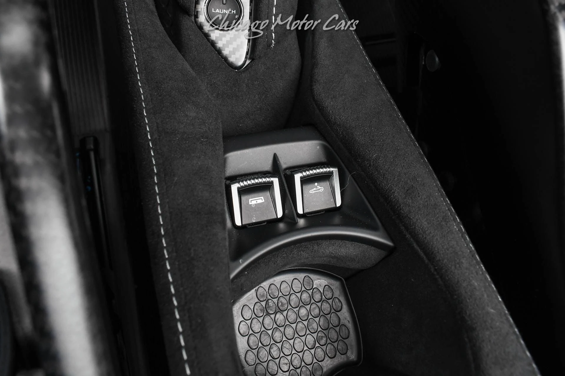 mph018_2687640884_11177_p19_l_b58637b67c