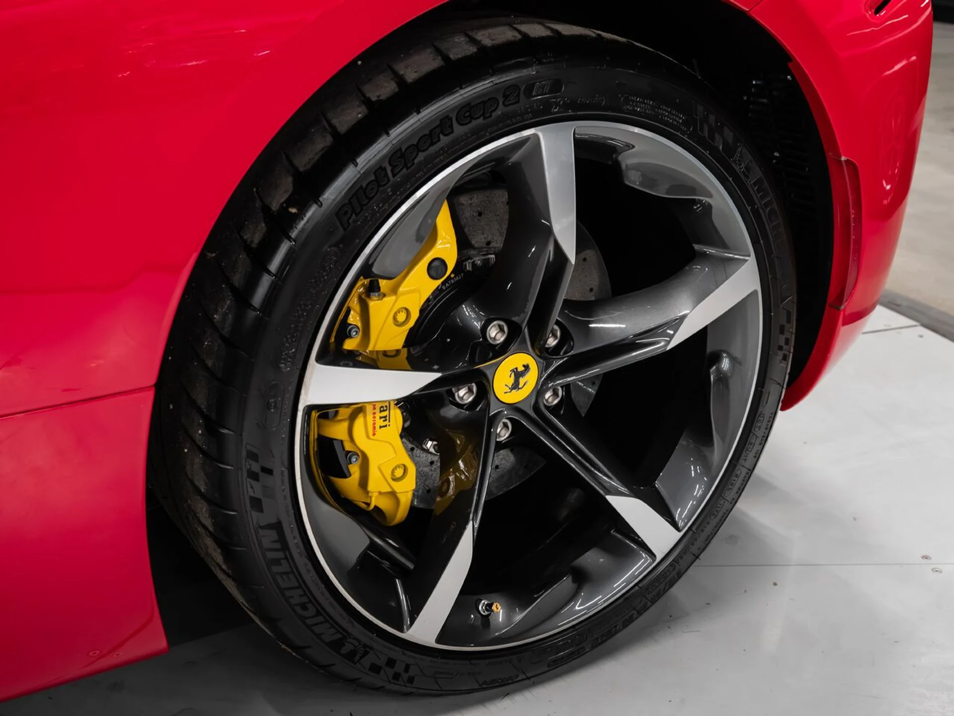 mph018_2697342804_ferrari_sf90_stradale_2023_2347f5c5ea