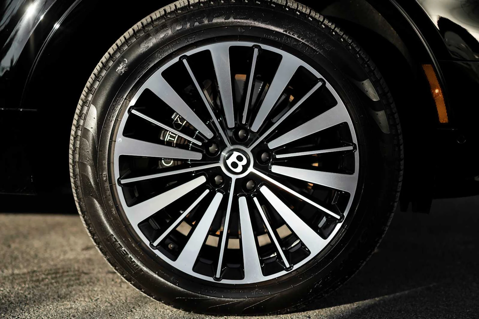 mph018_2700191878_b05e14c6bf643b6ccd2e61f87b882955x_99a8cf1a35