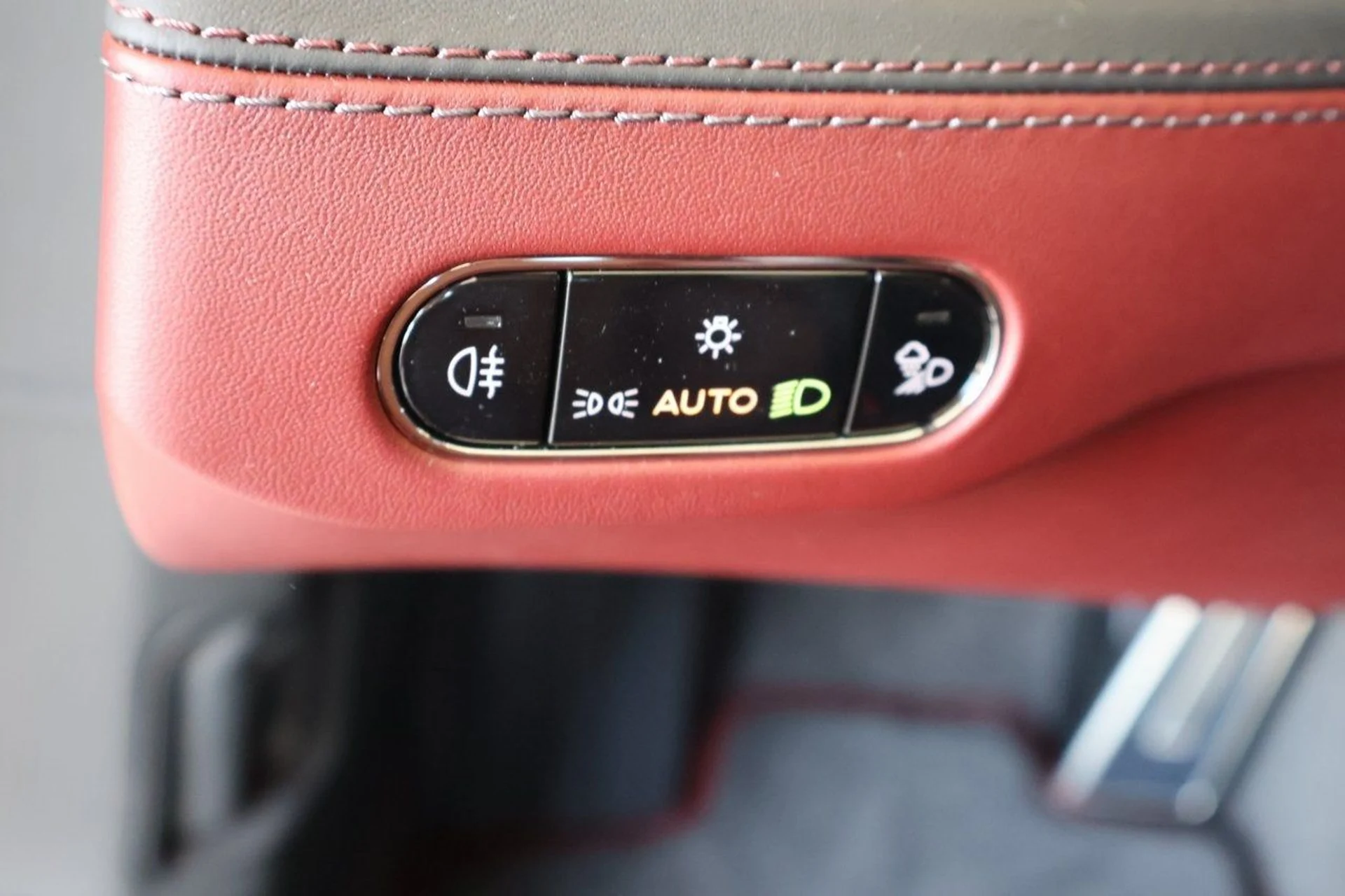 mph018_2702670928_19_0acded68a7