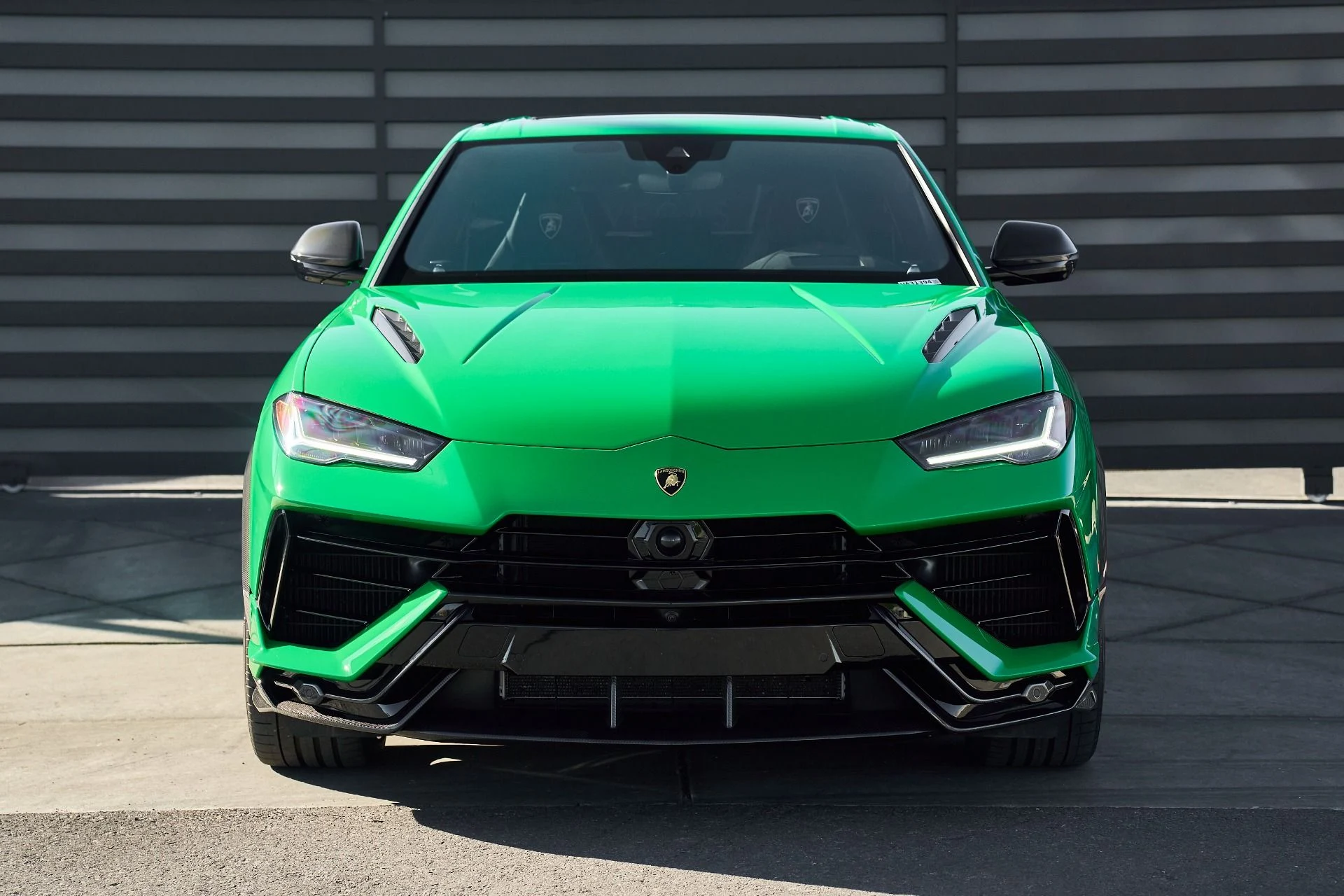 mph018_2704092296_Used_2024_Lamborghini_Urus_Performante_1764124751_bbcc1d55eb