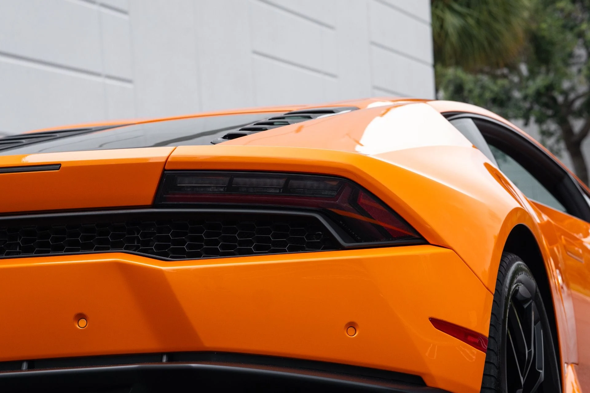 mph018_270420654_Used_2016_Lamborghini_Huracan_LP_610_4_1780109643_1e2277bd67