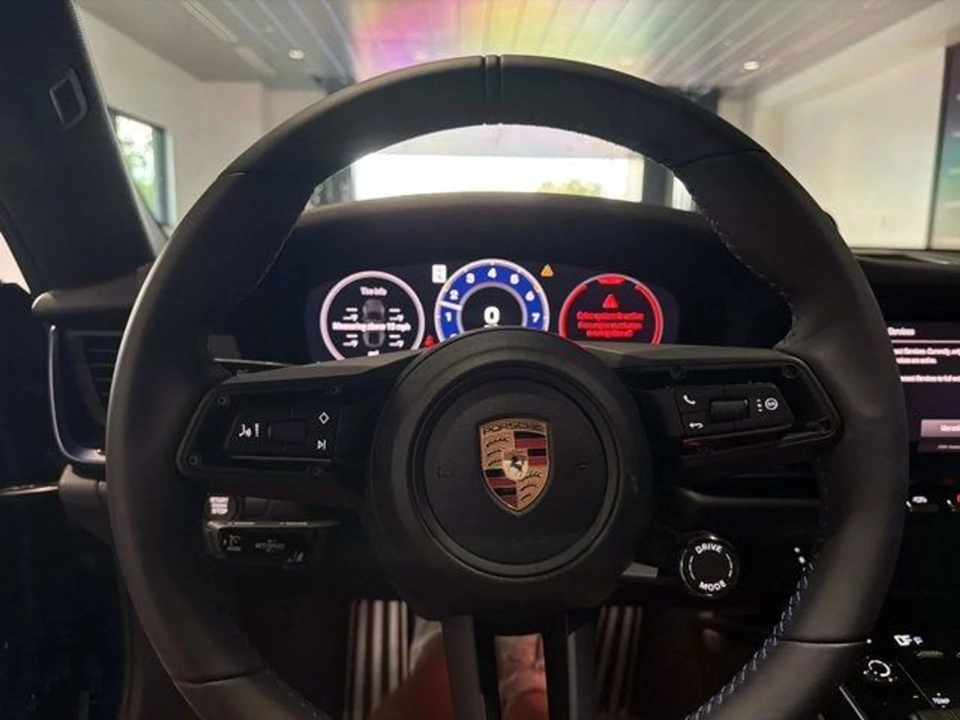 mph018_2704995867_19_0d96835e76