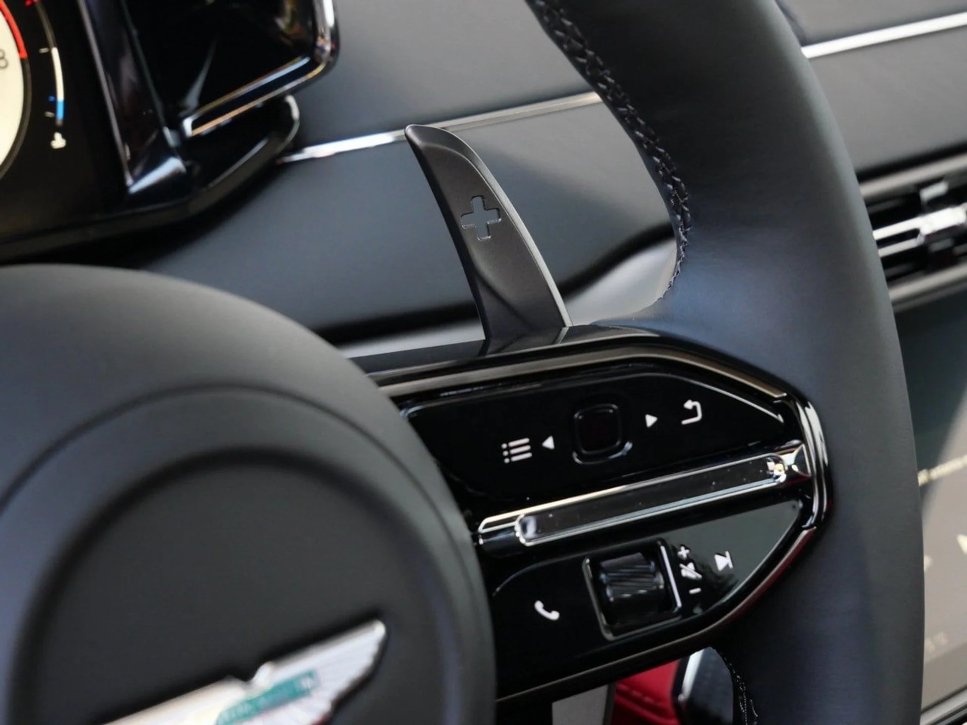 mph018_270603556_ff8705083bf289b5e1bc9e7fbbfd50c8x_997dadf1f0