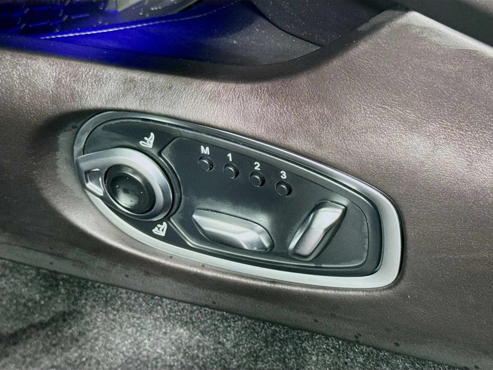 mph018_2707558171_fd734d059a9a8ddb4626bd548bdff95fx_9cb1cda286