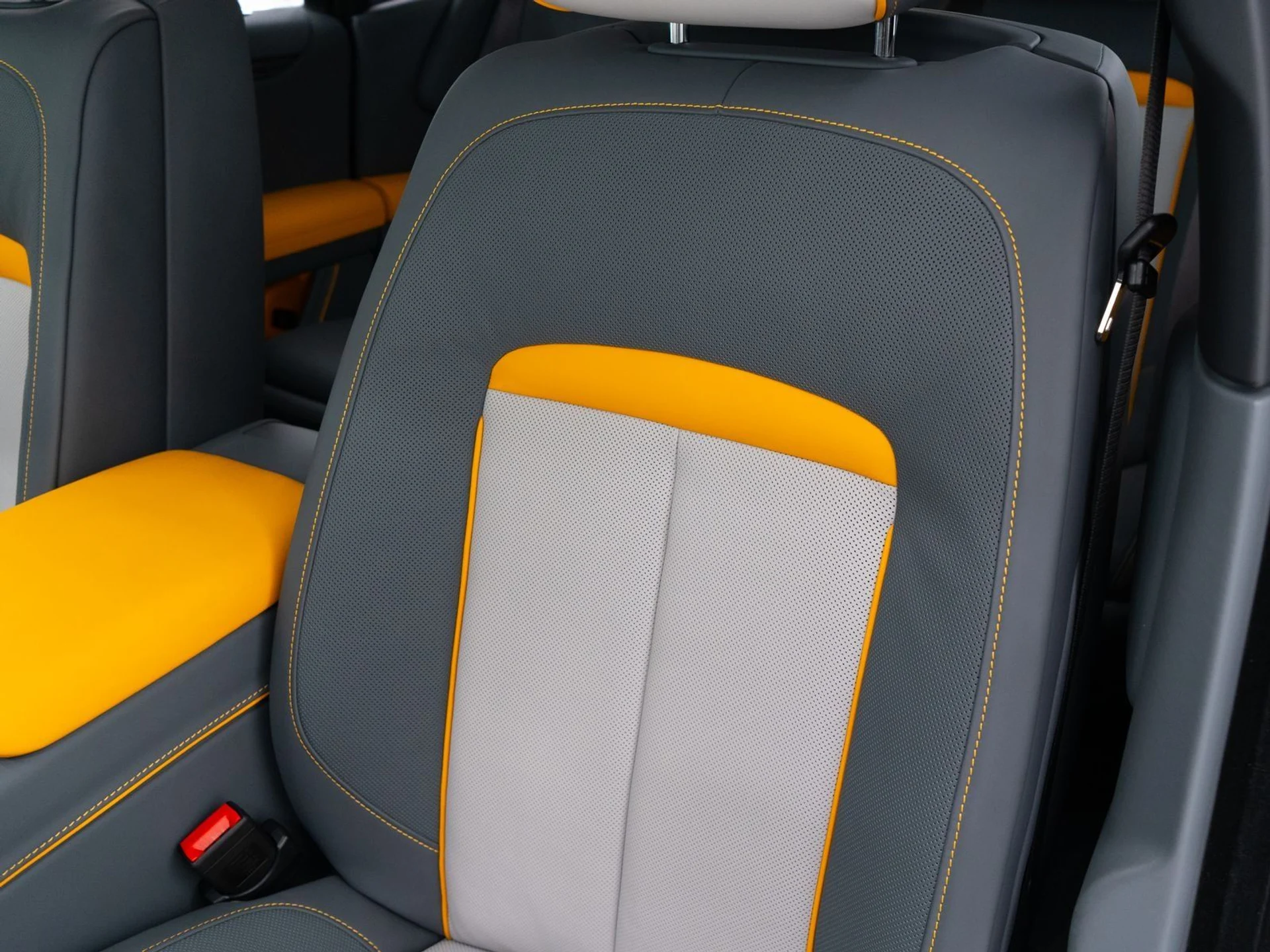 mph018_2708341280_827f7832455f9b63d3a373ffe61e0dab_09e15a9dbf