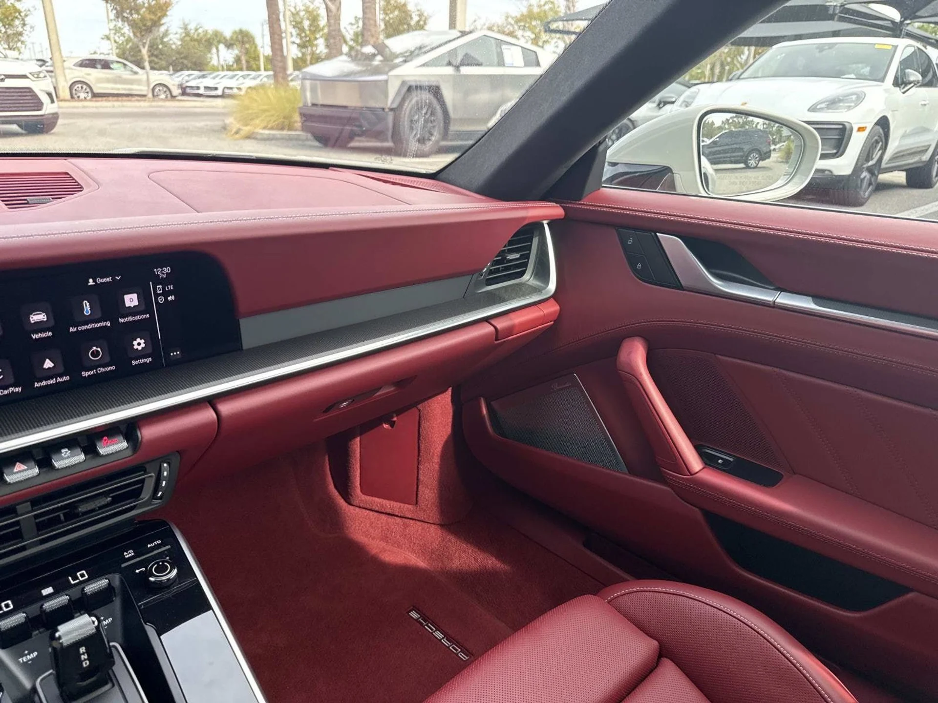 mph018_2717965756_e84bbf7e578c7828f0f65eb1b4d34409x_c0d012bb4a