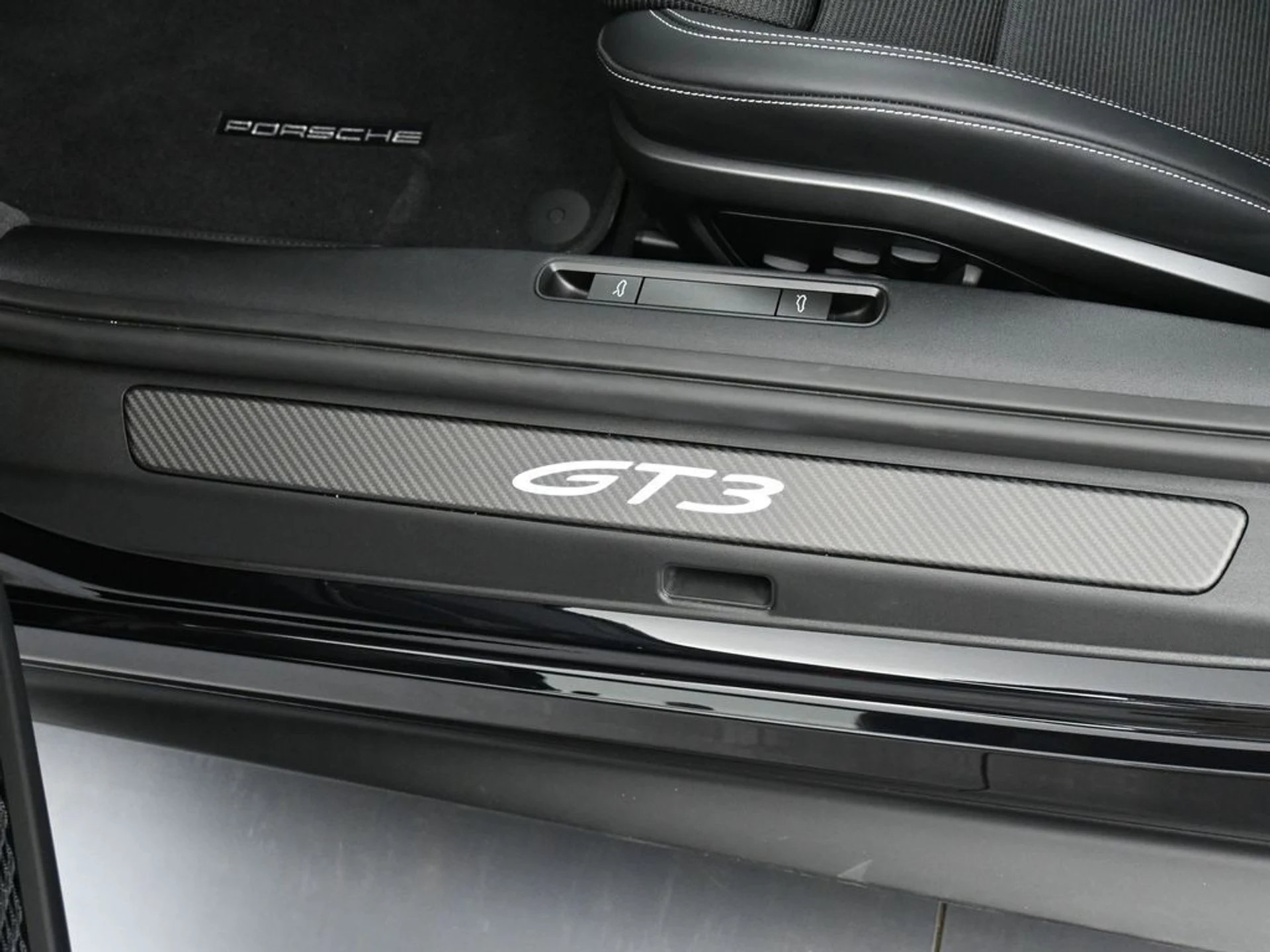 mph018_2720393376_2934f693_6786_40ad_a280_8a6419271304_2f83321ad2