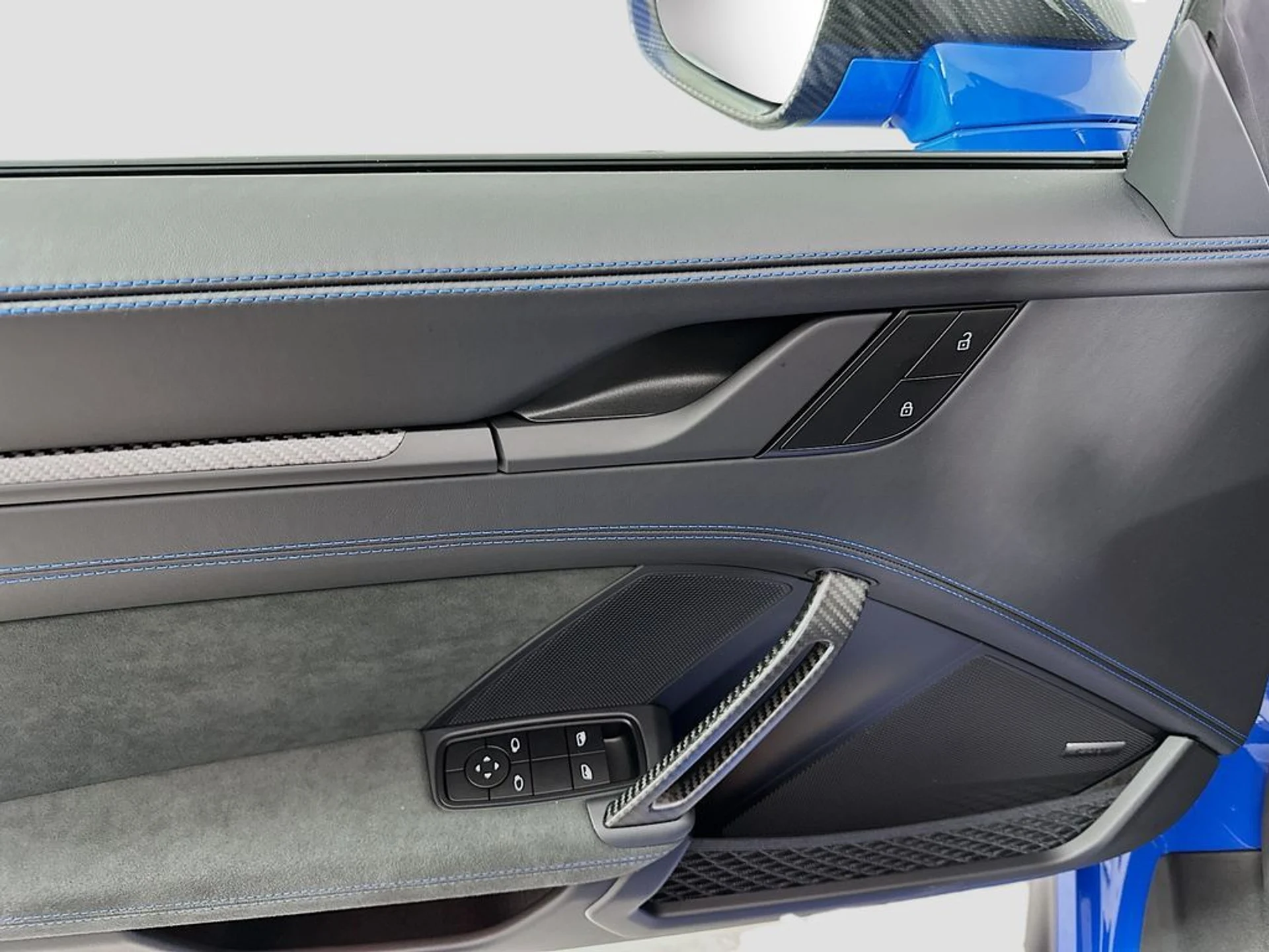 mph018_2720513989_563766168c78af494bb2925c5562f7f2x_9531af0992