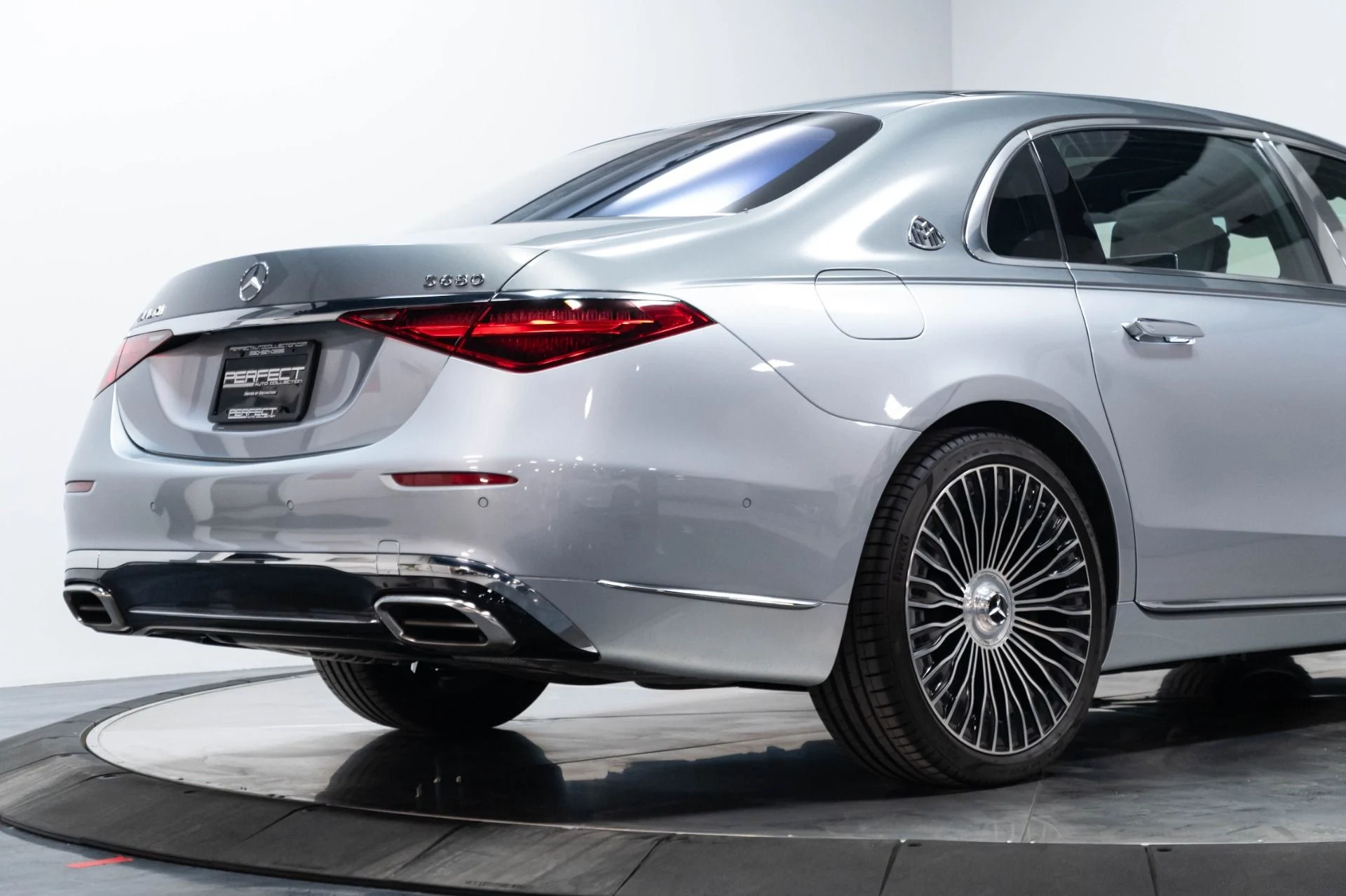 mph018_2720998234_Used_2024_Mercedes_Benz_S_Class_Maybach_S_680_4_MATIC_1783529476_3acef11db1