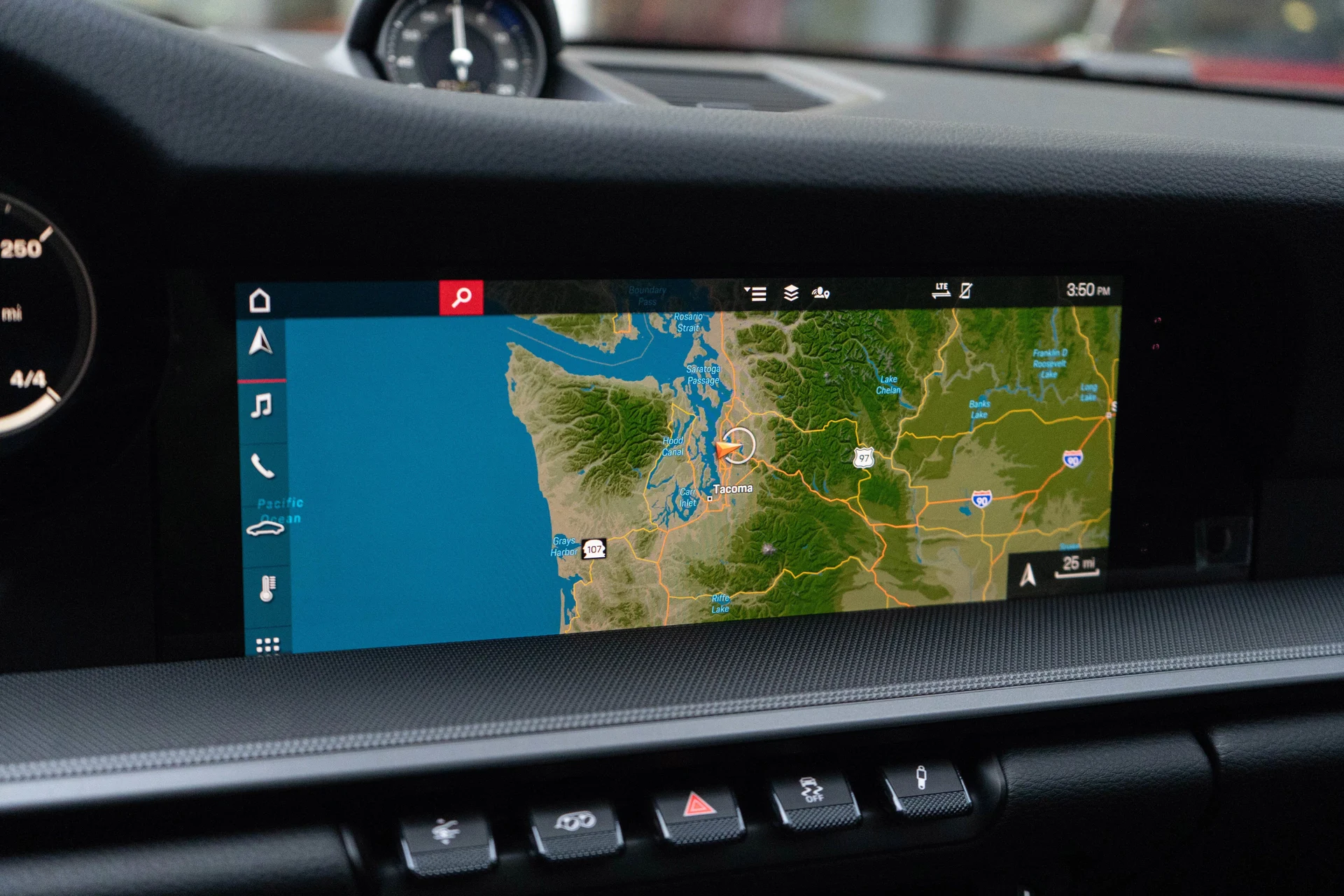 mph018_2722669747_19_5d4d18e752