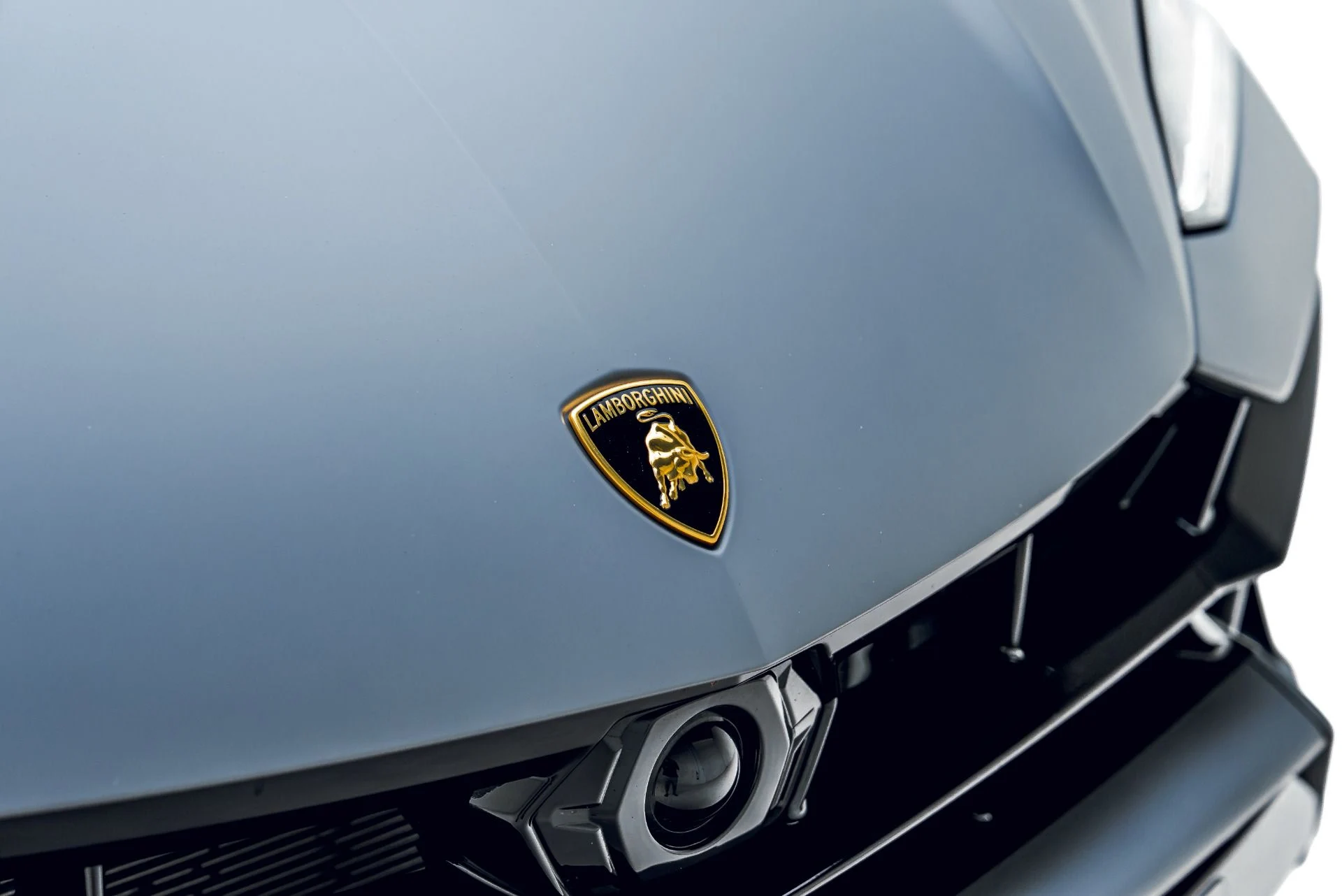mph018_2727696183_Used_2025_Lamborghini_Urus_SE_1783370059_bc718be373