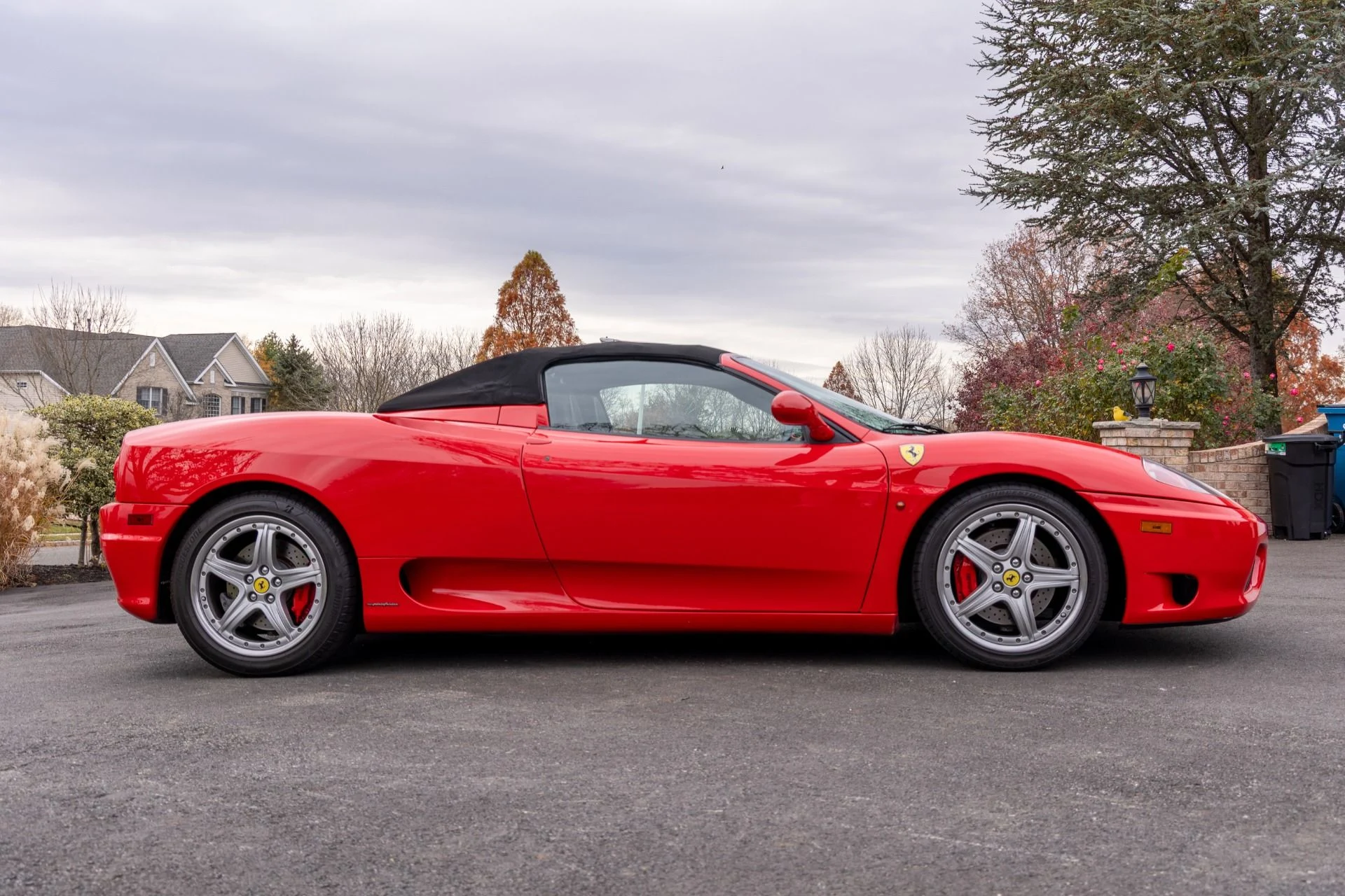 mph018_272813228_Used_2004_Ferrari_360_Spider_6_Speed_Manual_1763151802_815c2a1c6a