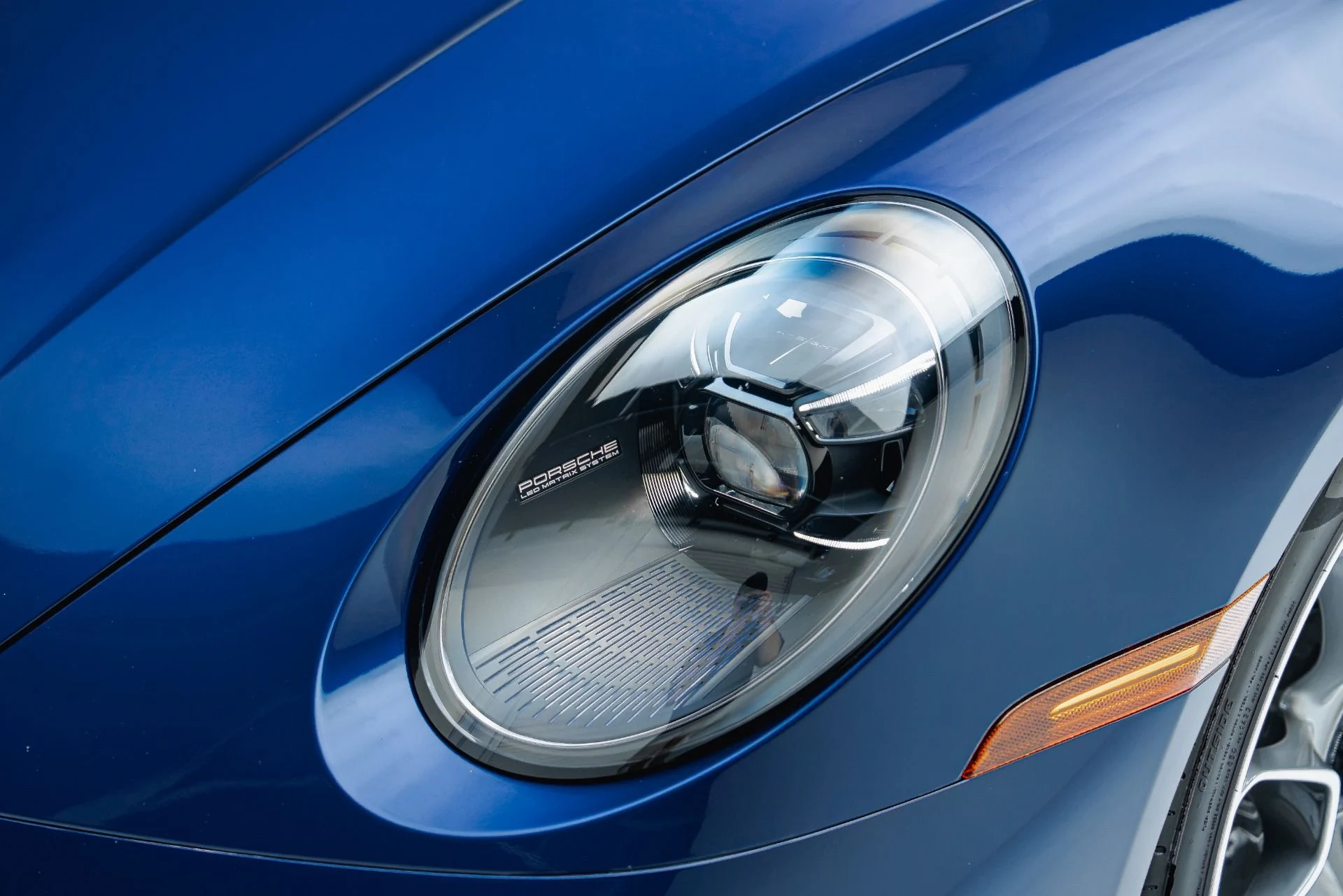 mph018_2730754603_Used_2022_Porsche_911_Turbo_S_1791933699_62ac8145b9