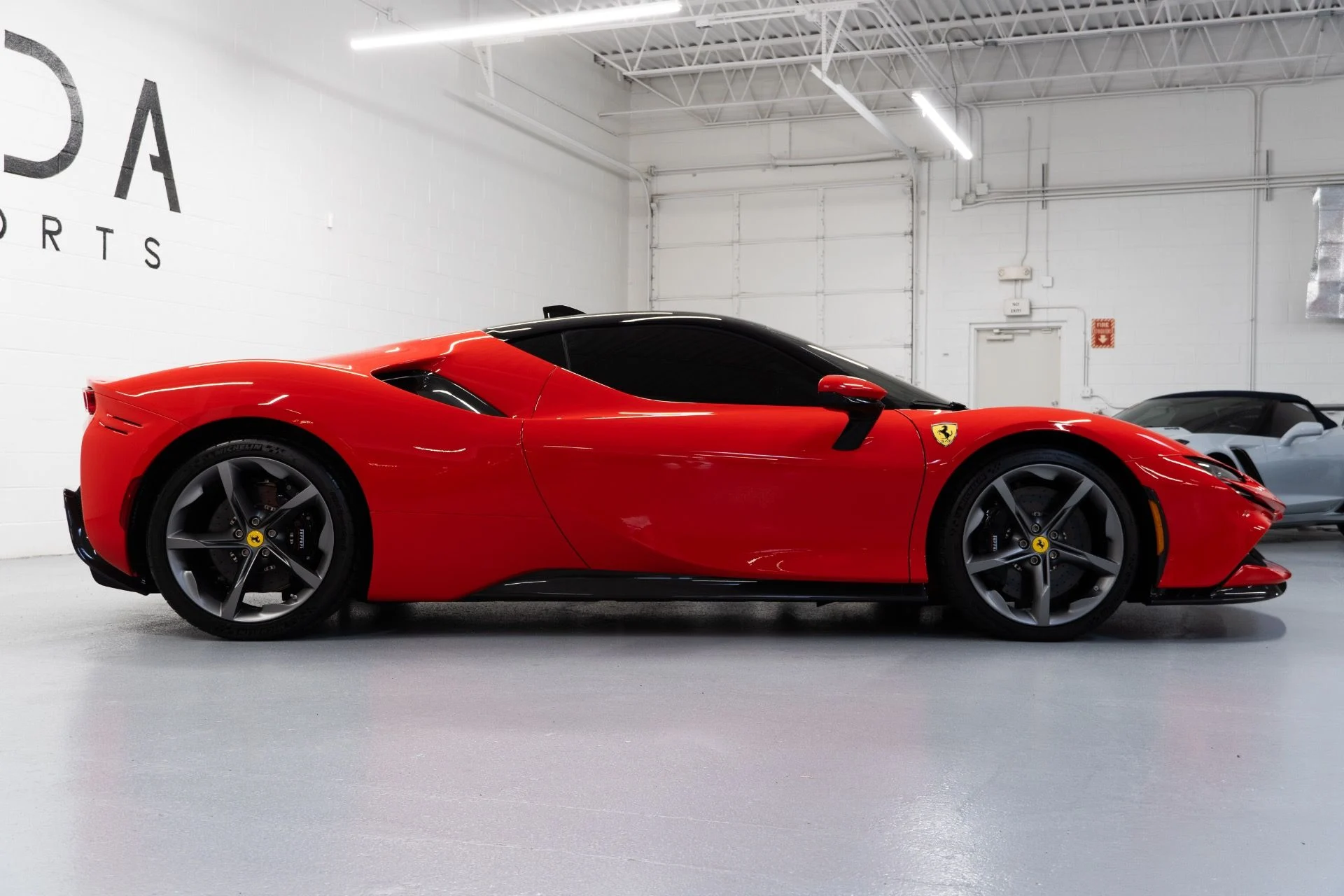 mph018_2731486059_Used_2022_Ferrari_SF_90_Stradale_1736189178_406fd1dd6b
