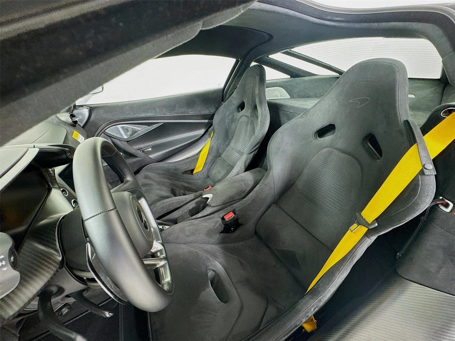 mph018_2738502970_7b16a48f4fef381ab22663b1a6c60fcax_0b15498e8f