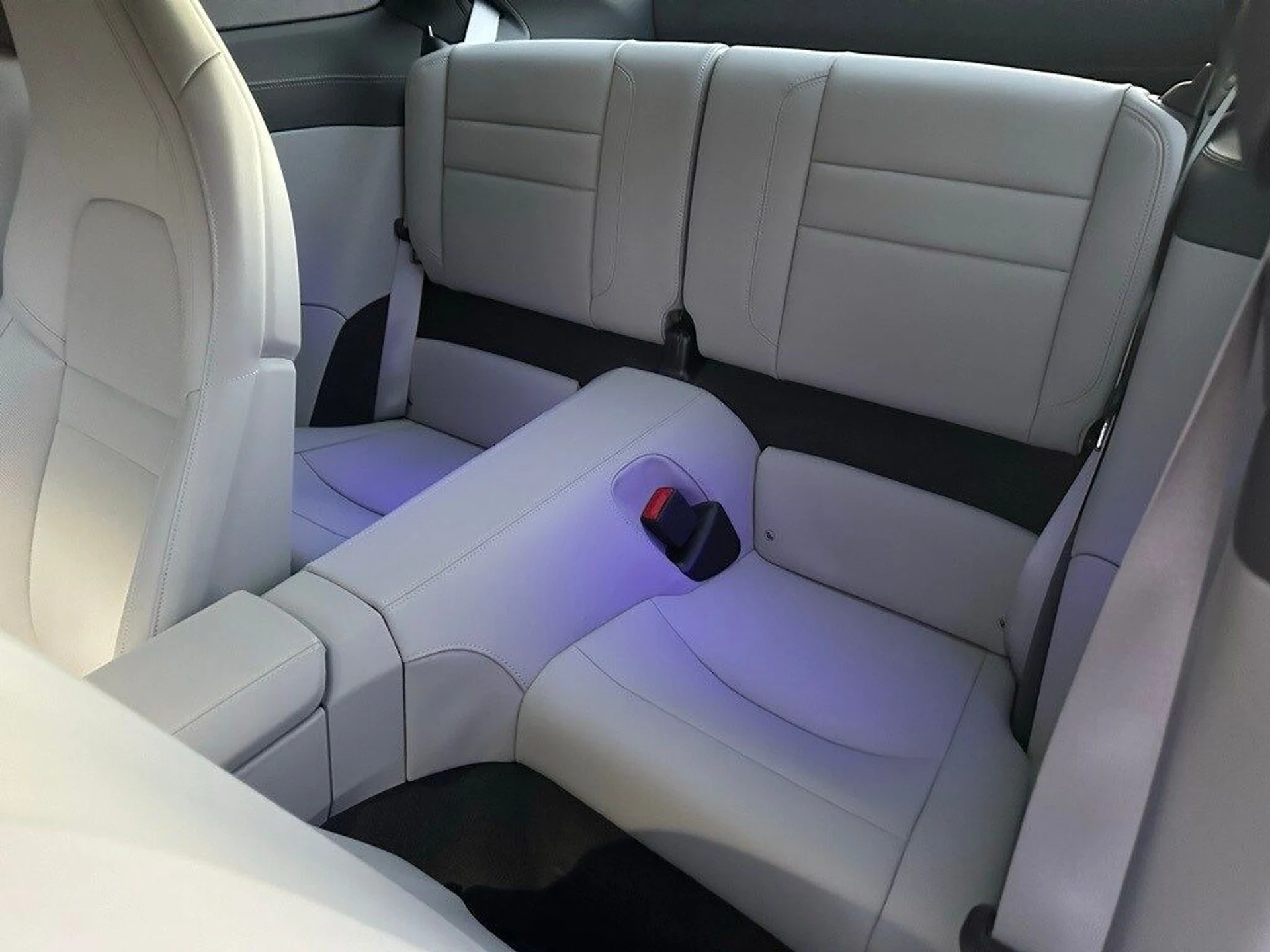 mph018_2743985997_2cadfbcb757866b8833db10bf00bdc9ax_b2da29346e