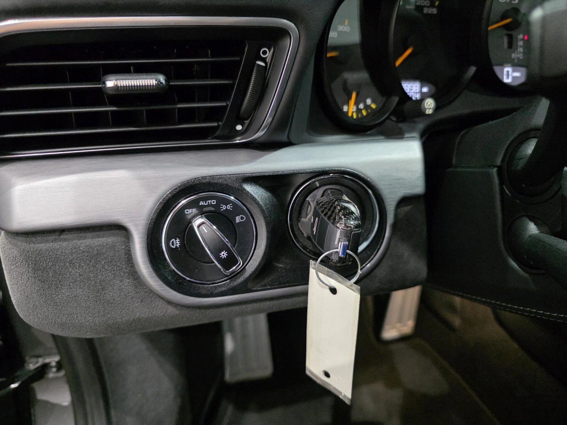 mph018_2744362998_f4cea4a1e683d56b8d8d0983c09b6d80_d17e2d4729