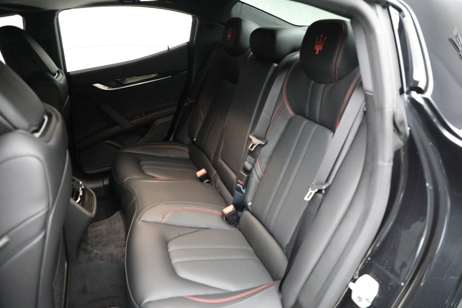 mph018_2746960305_New_2024_Maserati_Ghibli_Modena_Ultima_Q4_7b176839d5