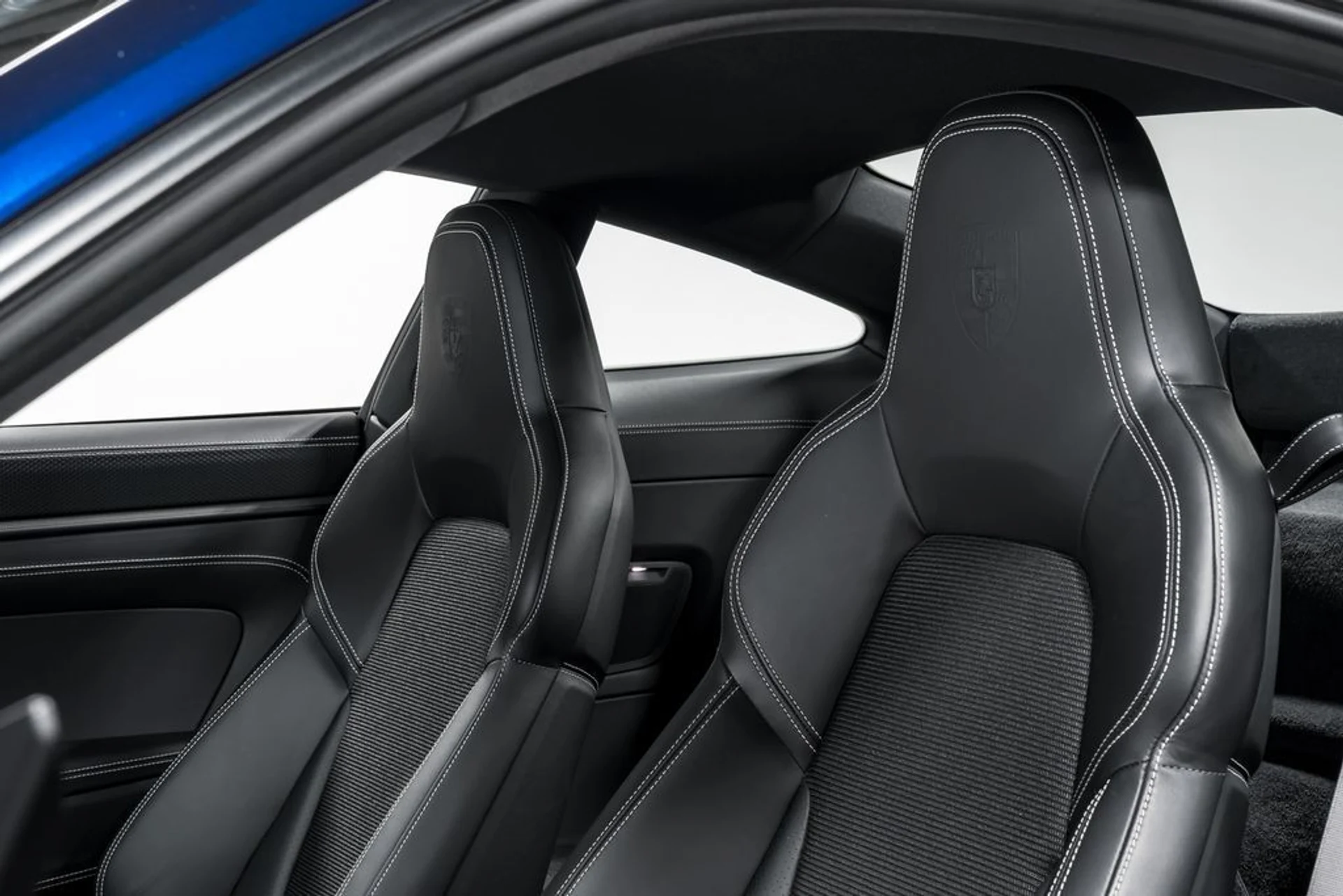 mph018_2751597281_1151a5bf57df5b596bf7e7c83a8195cbx_d3ceb44a2b