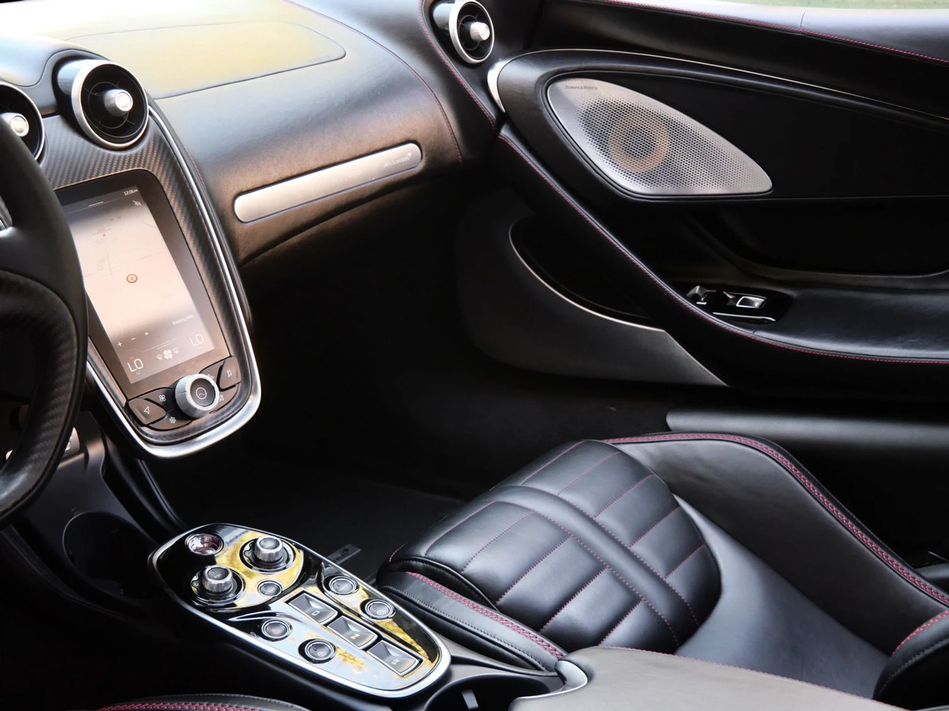 mph018_2751947966_841a1aee320c09b8eb4a6bfe473a795dx_bbf159cc07