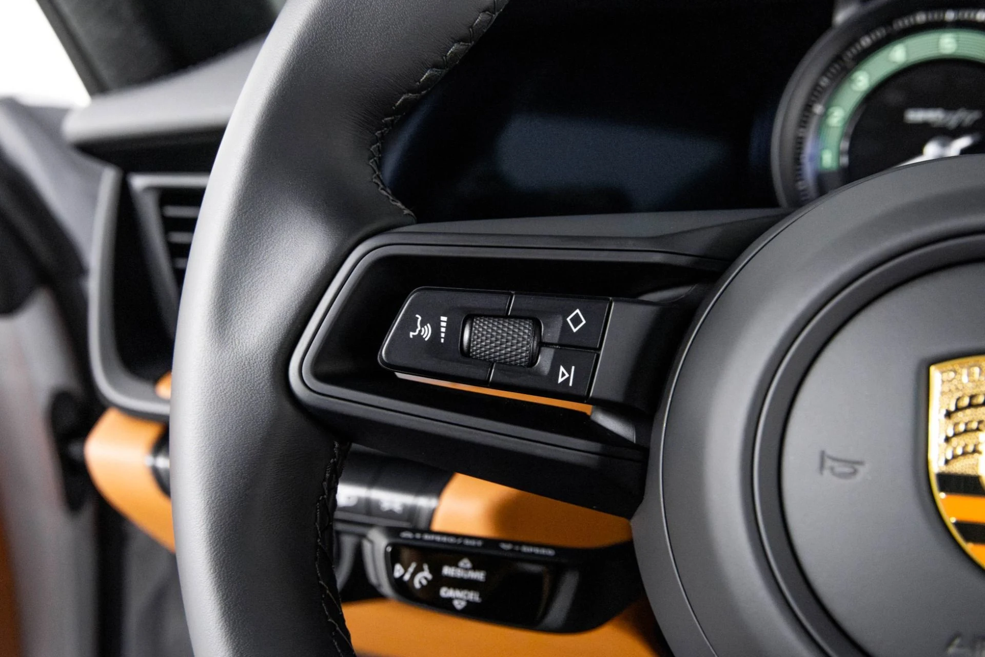 mph018_2762629461_Used_2024_Porsche_911_ST_1762299718_306a16f3b9