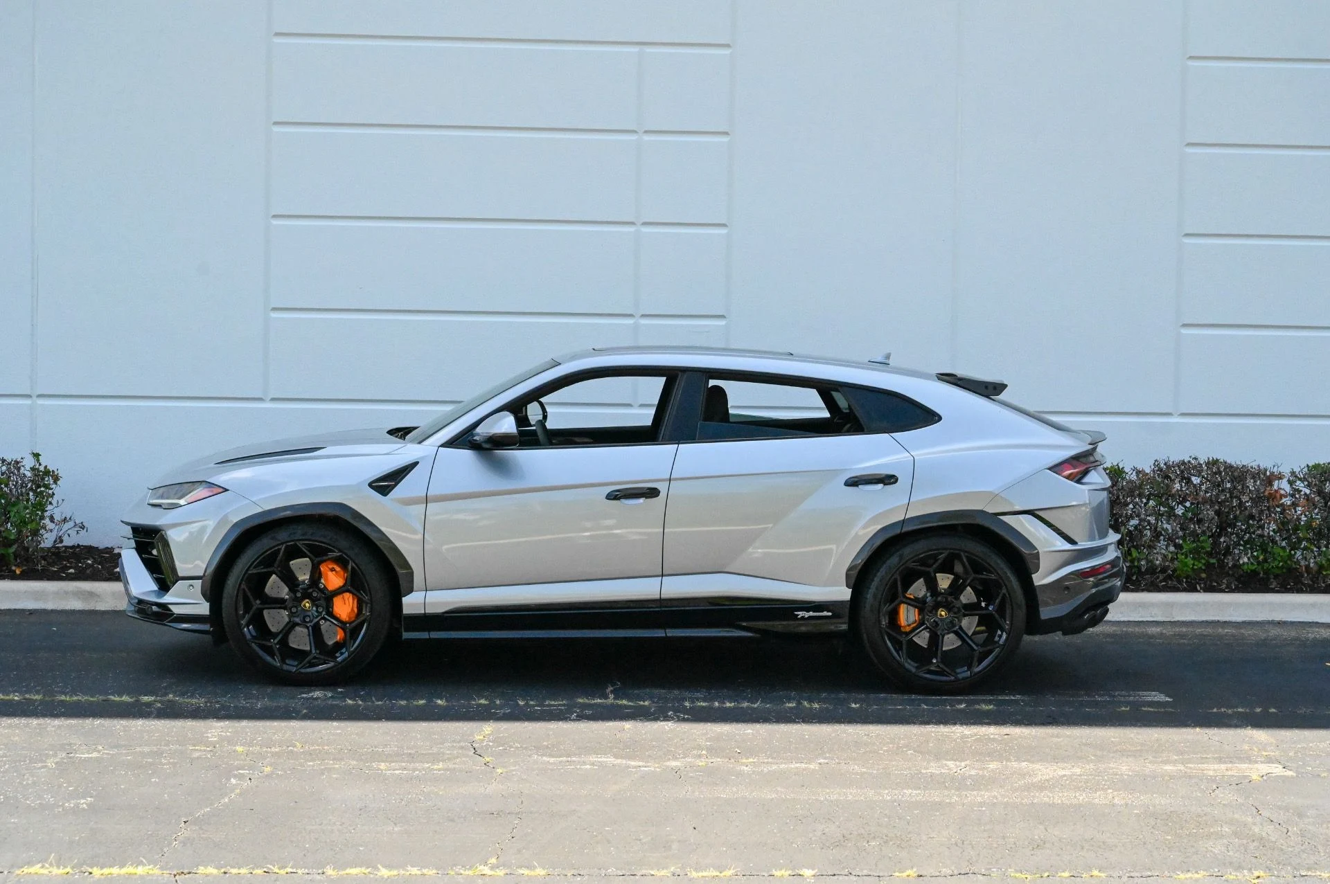 mph018_2764058430_Used_2024_Lamborghini_Urus_Performante_1746807176_de56c8c986