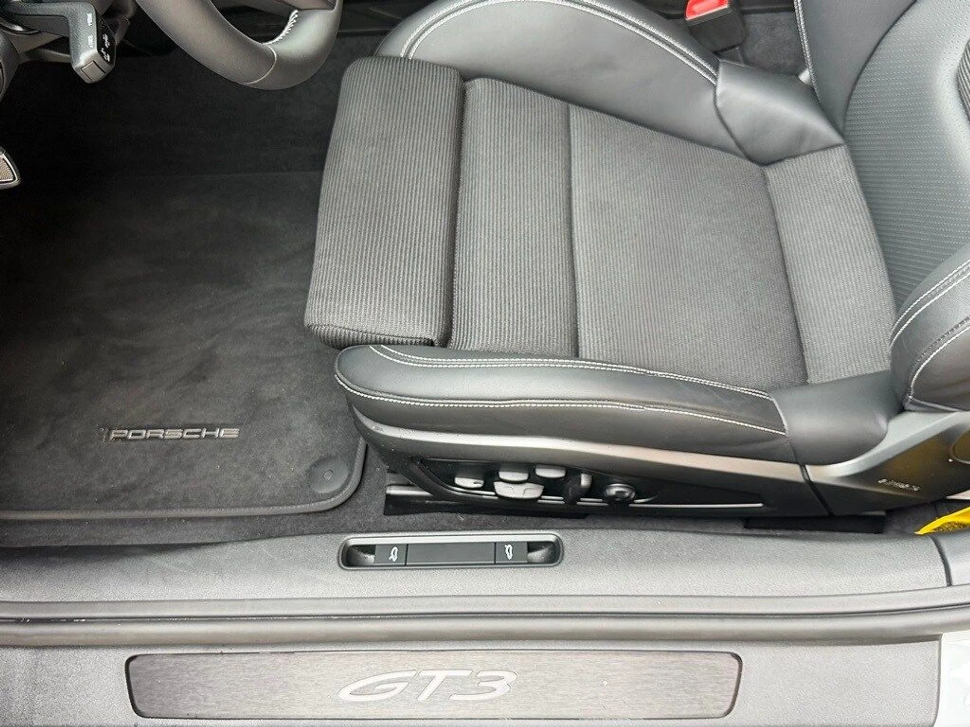 mph018_2769438231_fd24481fcfa68a1a88bdf053e3e65b3fx_06f8189a45