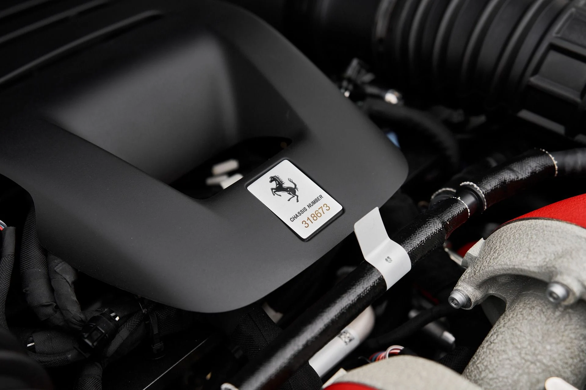 mph018_2775526175_Used_2025_Ferrari_Purosangue_1762993306_0d93df68ae