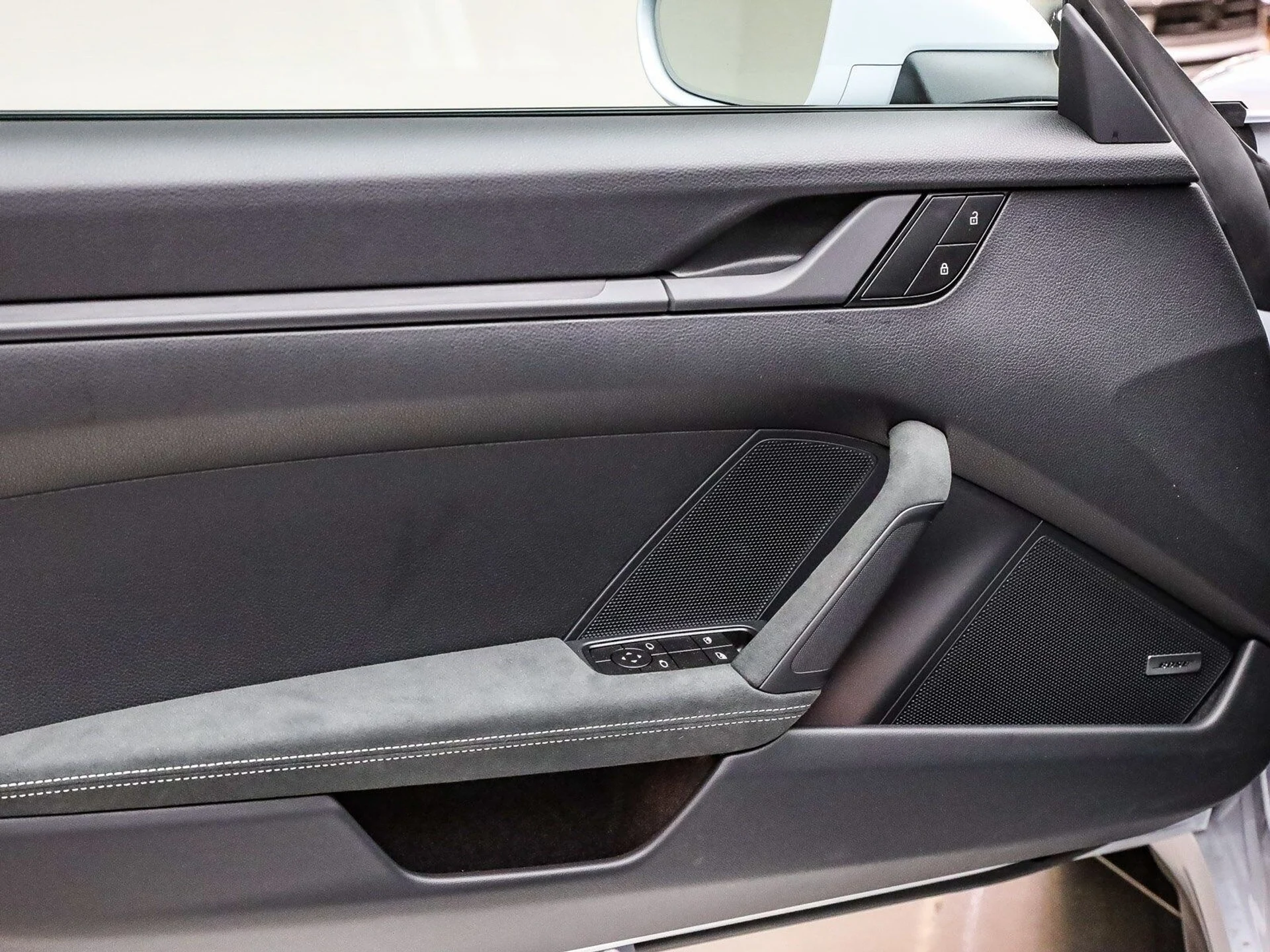 mph018_2778344309_3d716cd9f63c11d30b59d8516c2c38aex_7a8d4c1194