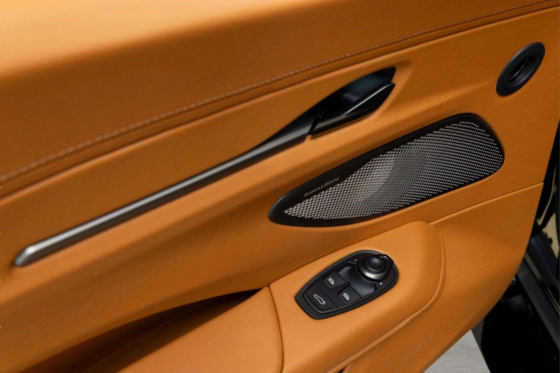 mph018_2788316086_298f6106_5c2c_4695_8c98_cb1c6f65f2e2_2f1b463d78