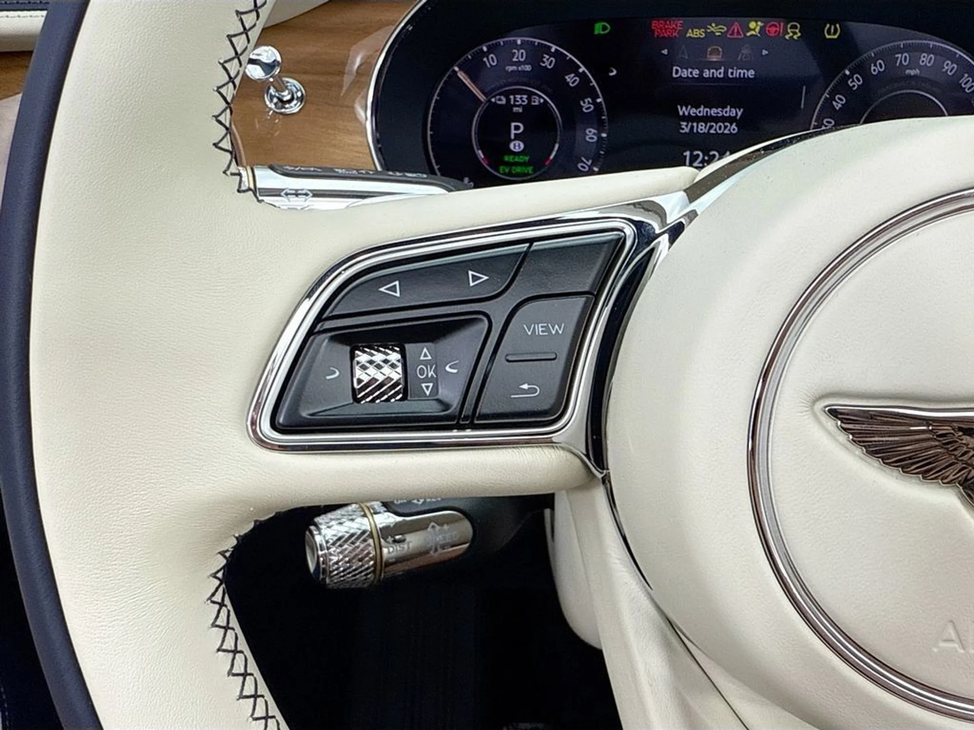 mph018_2794613031_new_2026_bentley_continental_gtc_8119_22995386_19_1024_67ae39e780