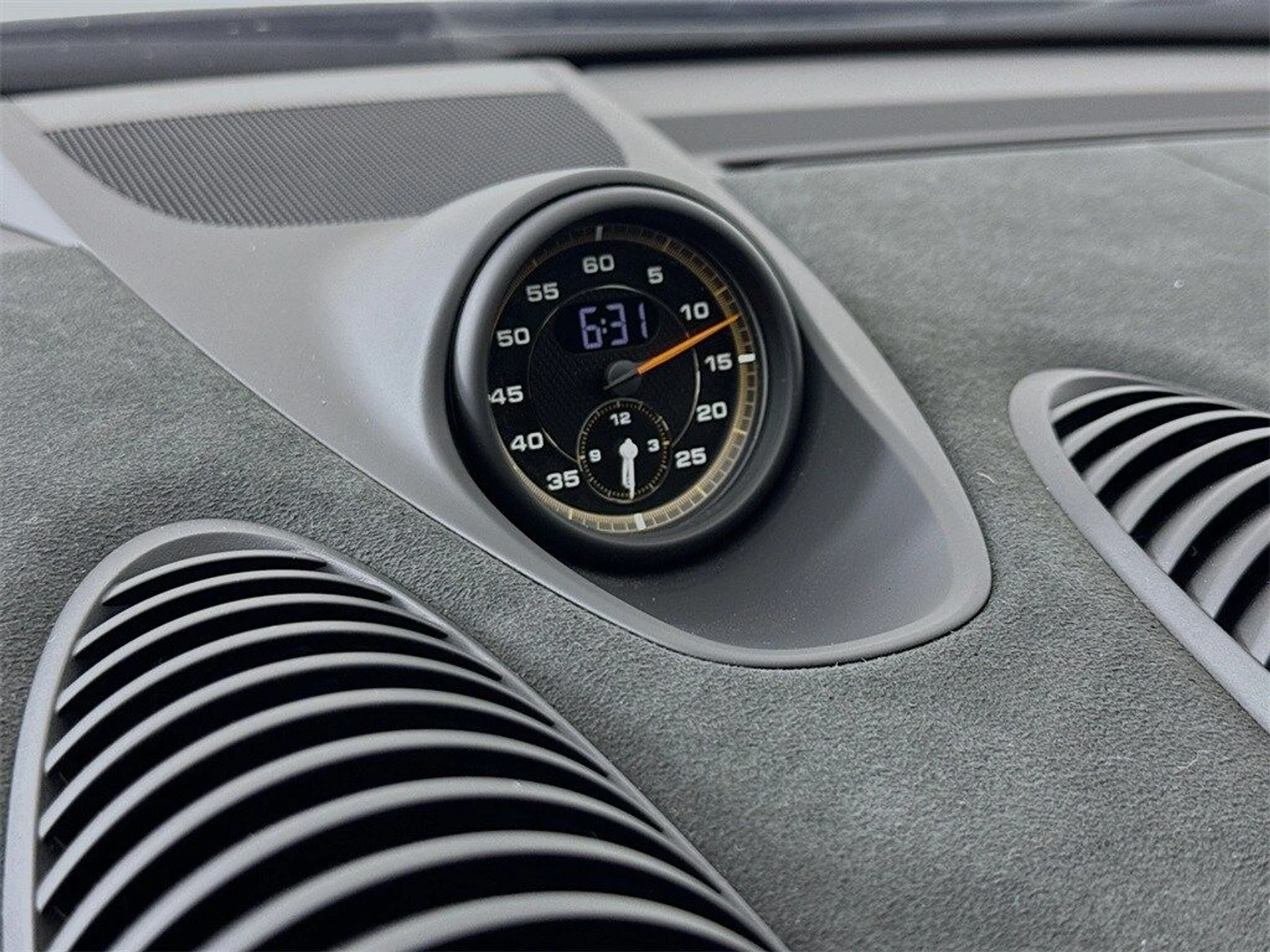 mph018_2797988745_d199854ed8b8e3e89723ebdcaf6c1b10x_5d7ae9202b