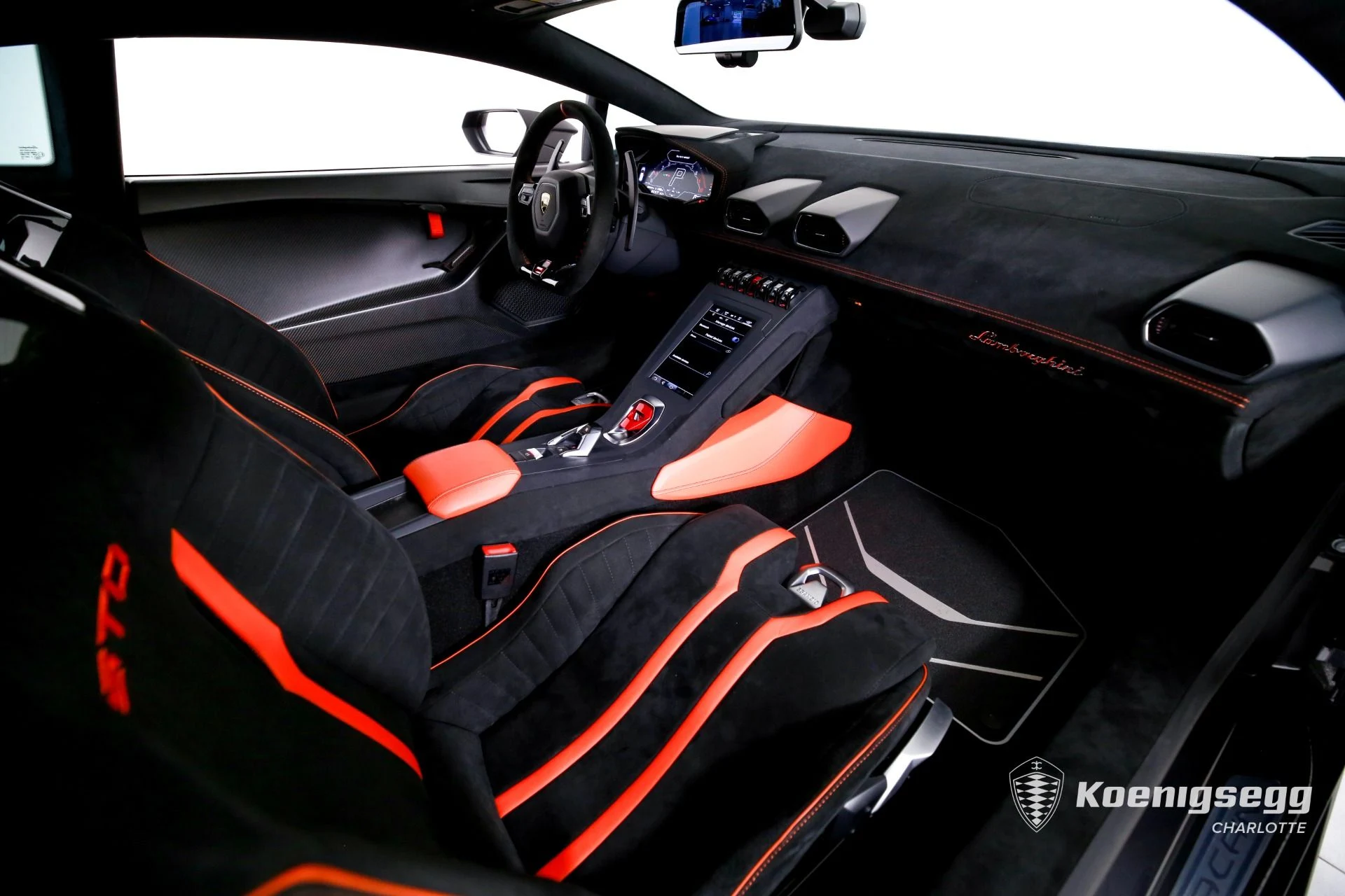 mph018_2806250968_Used_2022_Lamborghini_Huracan_STO_1761056337_ce8c7f640e
