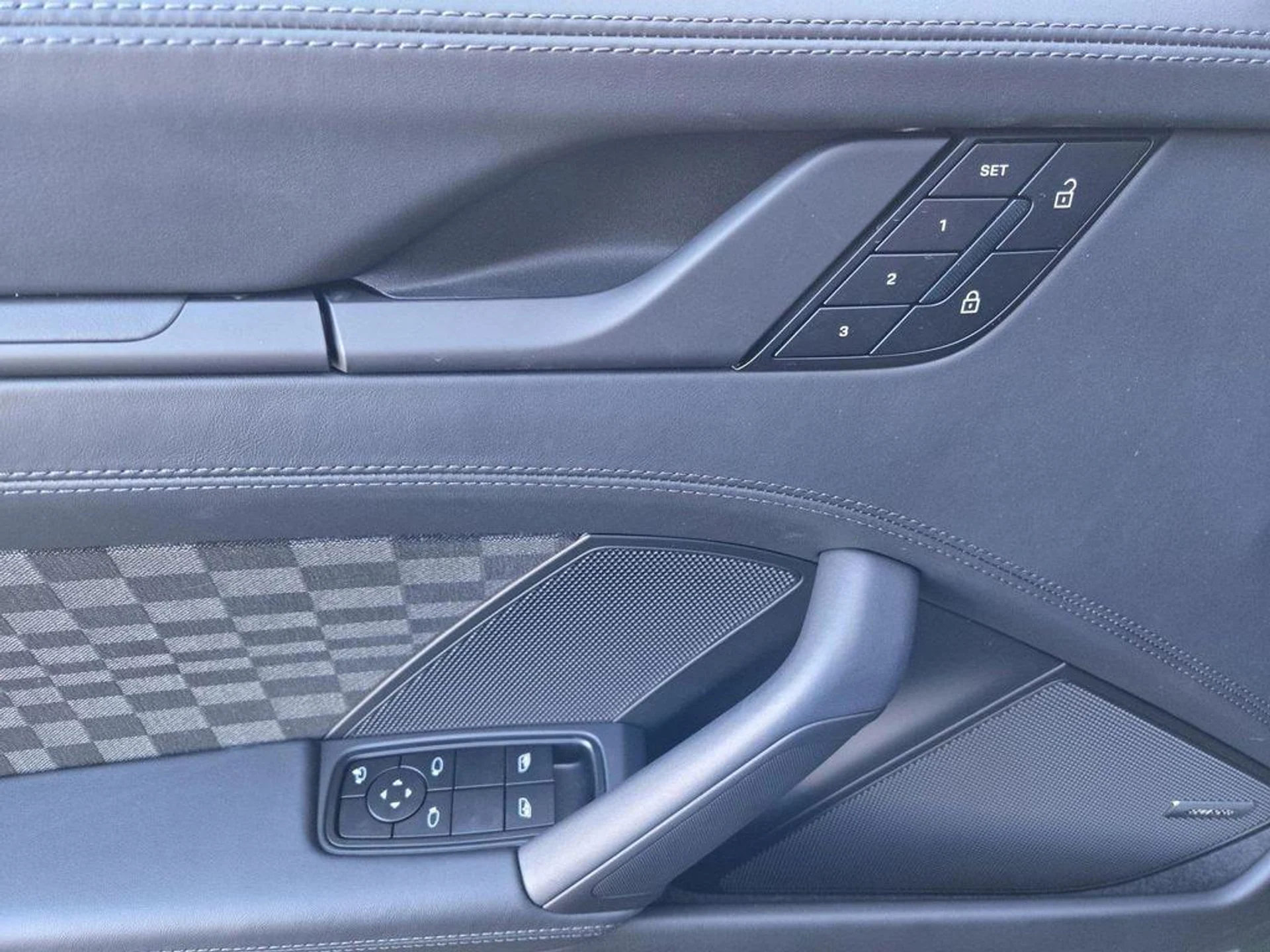 mph018_2808593038_wv_Qho_NJ_Oh0x_Y24x_I7fi_R_Hi_IPHRM_c617fa2aad