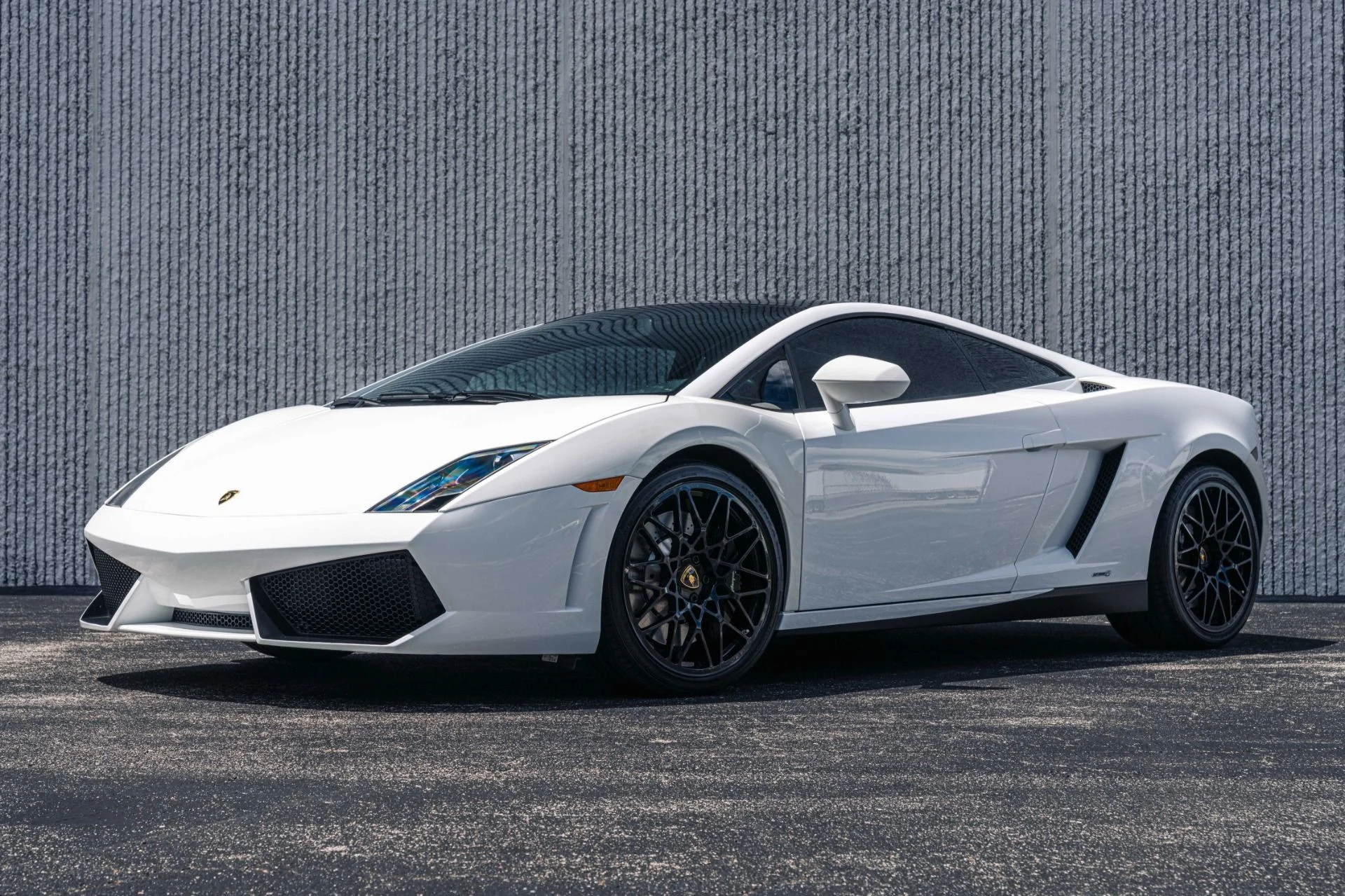 mph018_282167408_Used_2013_Lamborghini_Gallardo_LP_550_2_w_Front_Lift_Reverse_Camera_Branding_Pack_1712611092_f5761743af