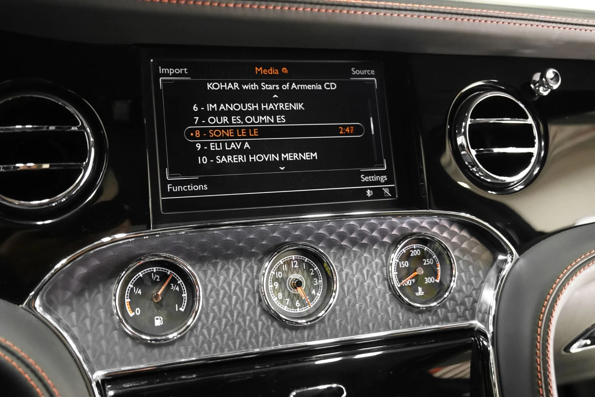 mph018_2827948557_Used_2013_Bentley_Mulsanne_1769559237_4613164356