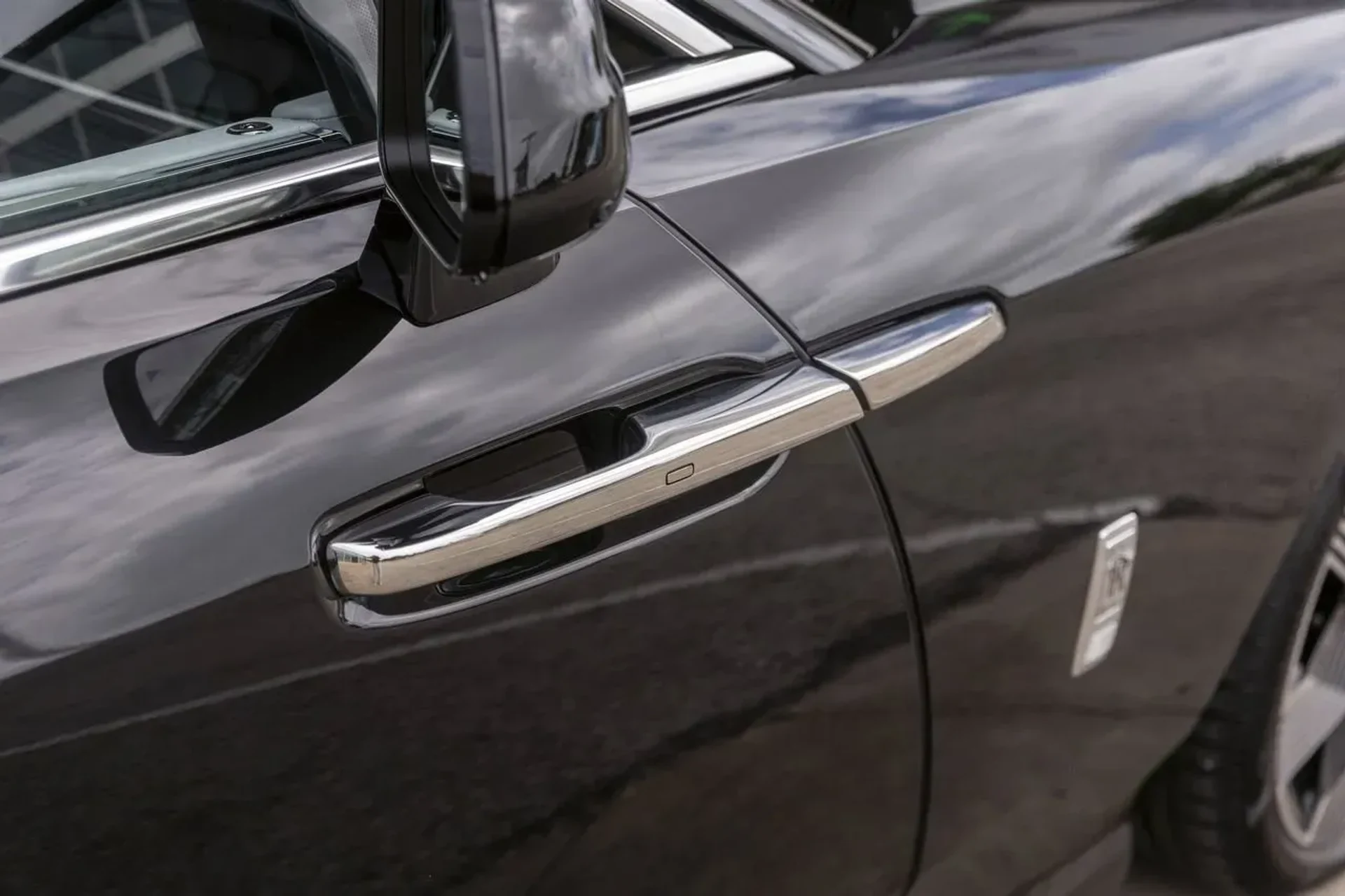 mph018_2830337660_7e8e0b0d50e7426ca9aa024a814f8323_a493663704