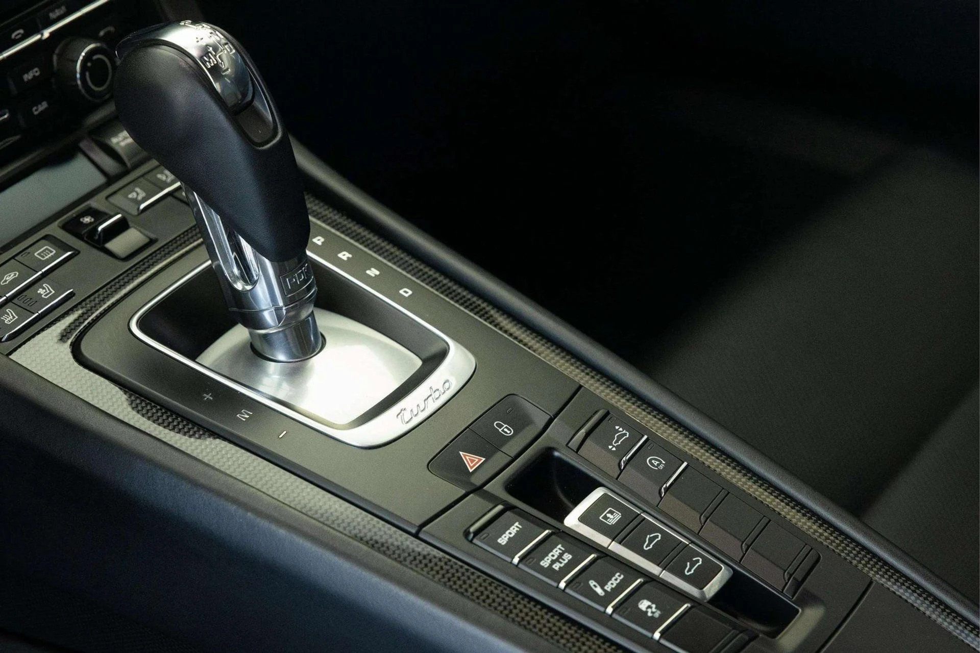 mph018_2830936867_image_19_b4a9394f04