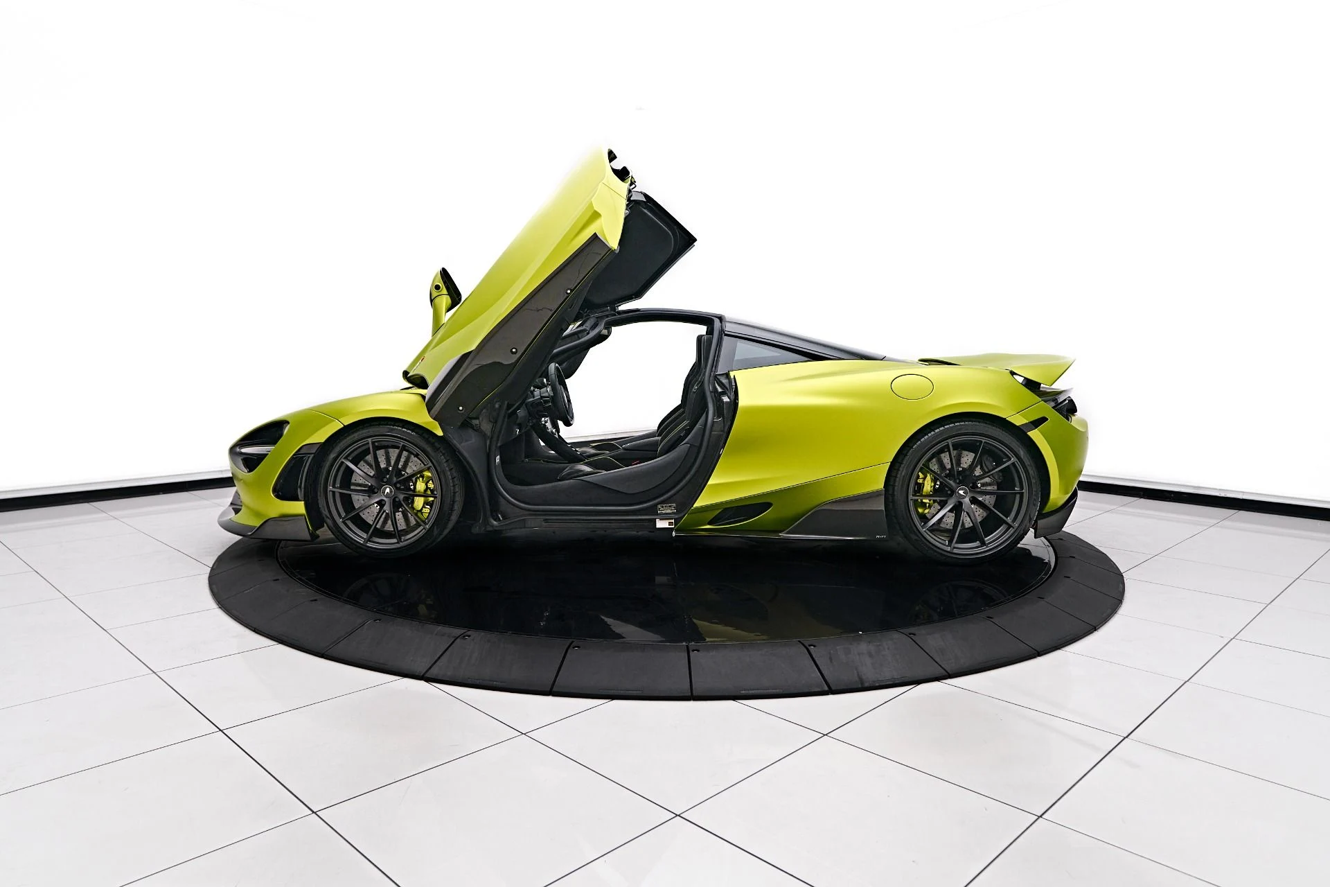 mph018_2832011705_Used_2022_Mc_Laren_720_S_Performance_1753146892_785f9011c5