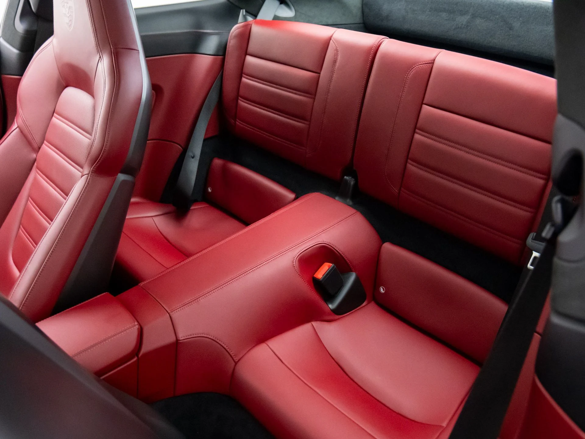 mph018_2841831471_aec98476fb6be45f91c28c1640452062x_10195eccca