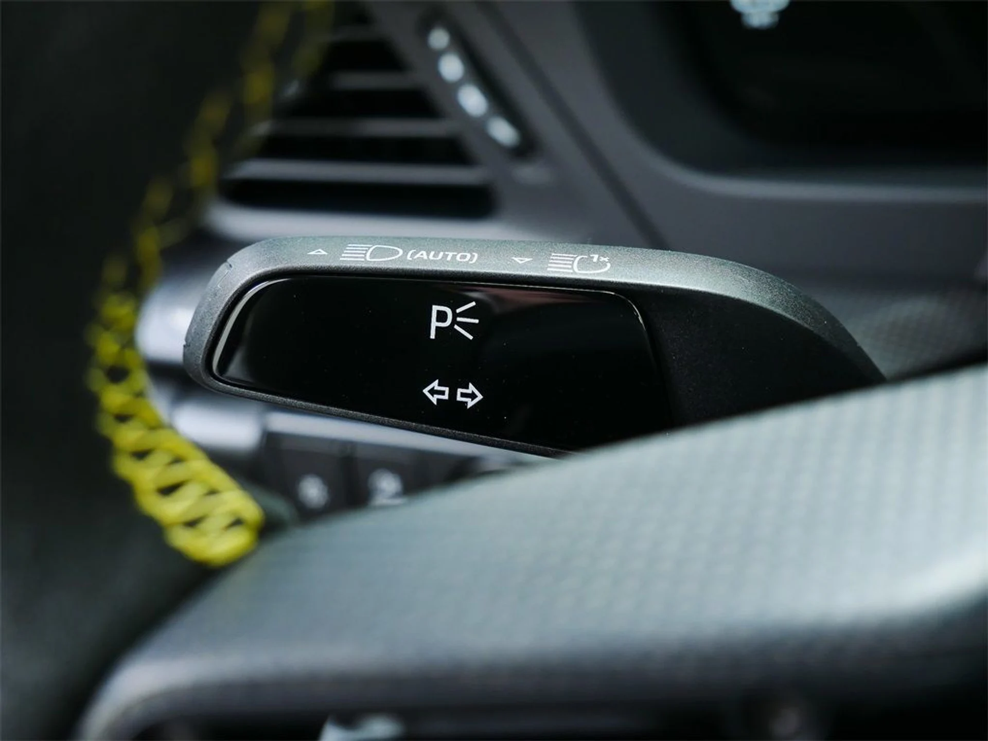 mph018_2843804347_309265333b4c347e413f4013d56329c0_5a8706a348