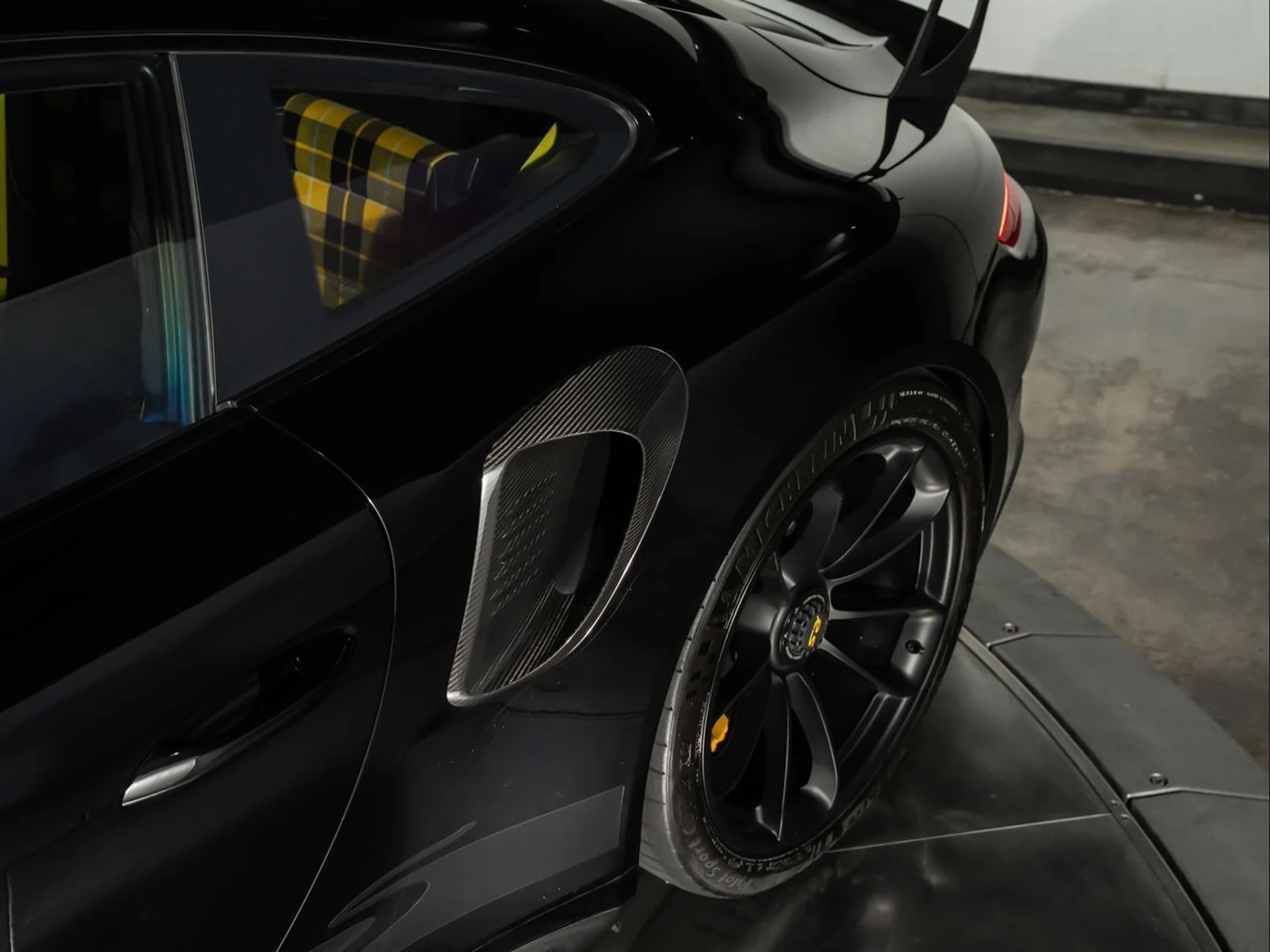 mph018_2843925377_86d3f3f003753293403a0429ca7f08ed_a80ede3321