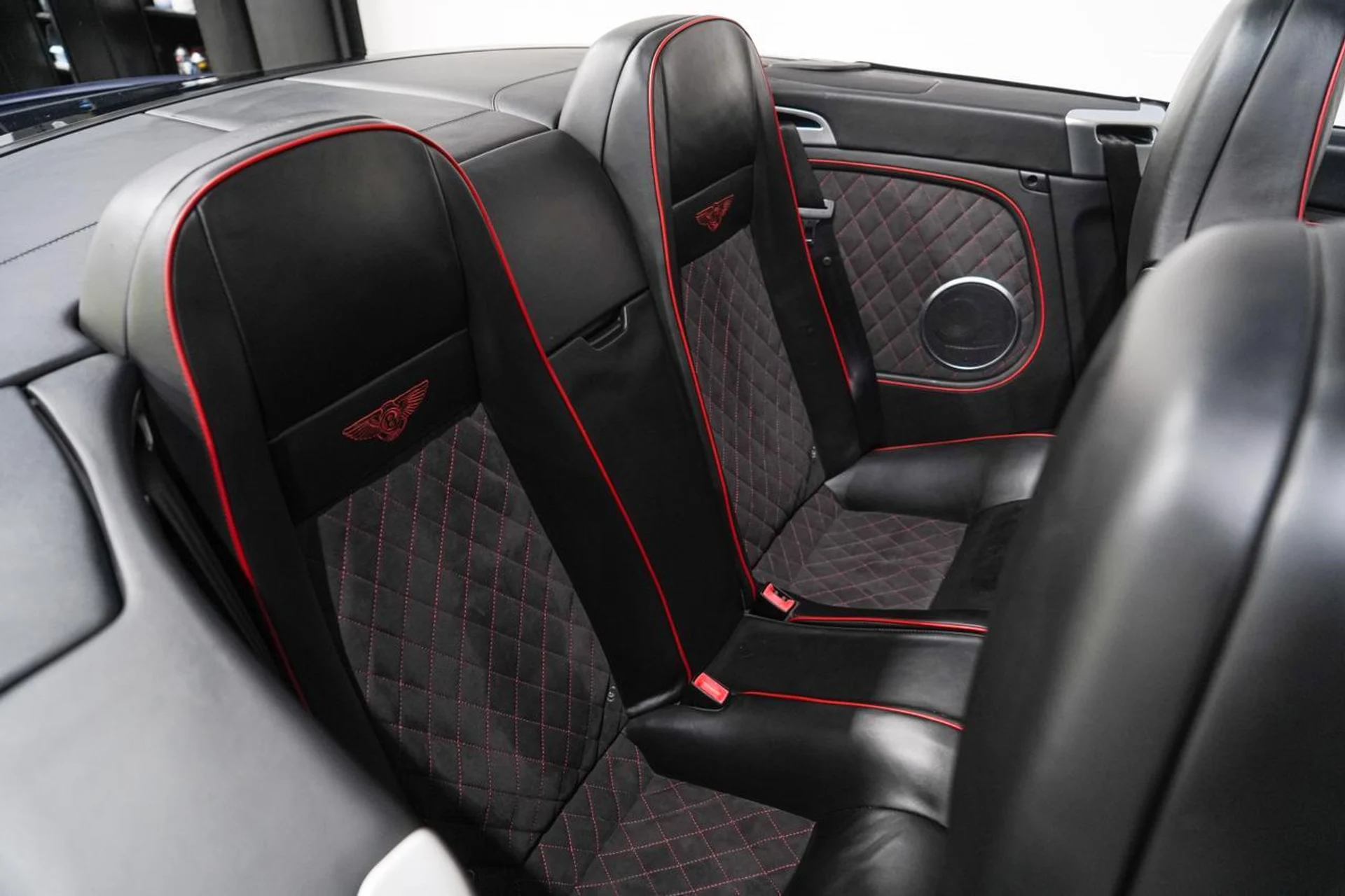 mph018_2847869443_69dfc458c43e47439fab074bda017ed4_54487e1baf